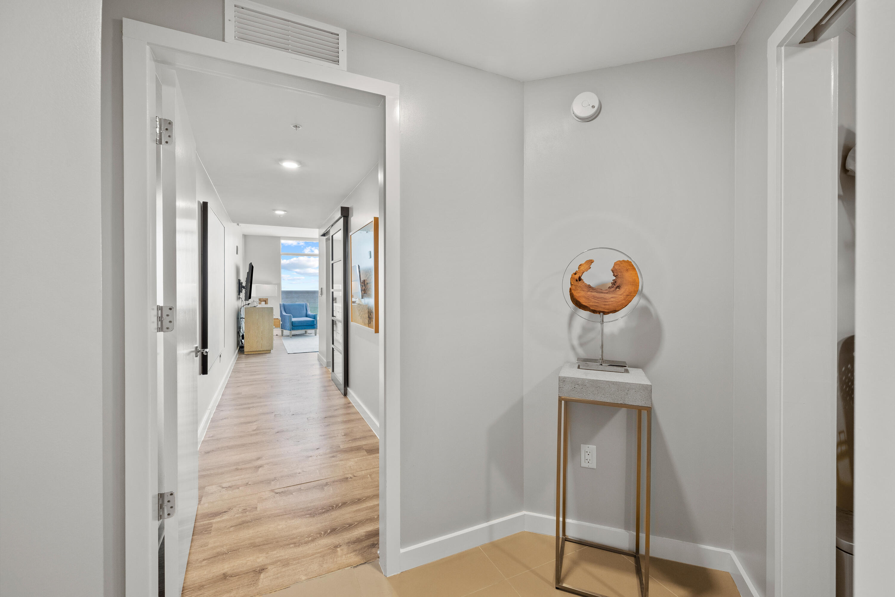 1900 Ninety Eight - Residential