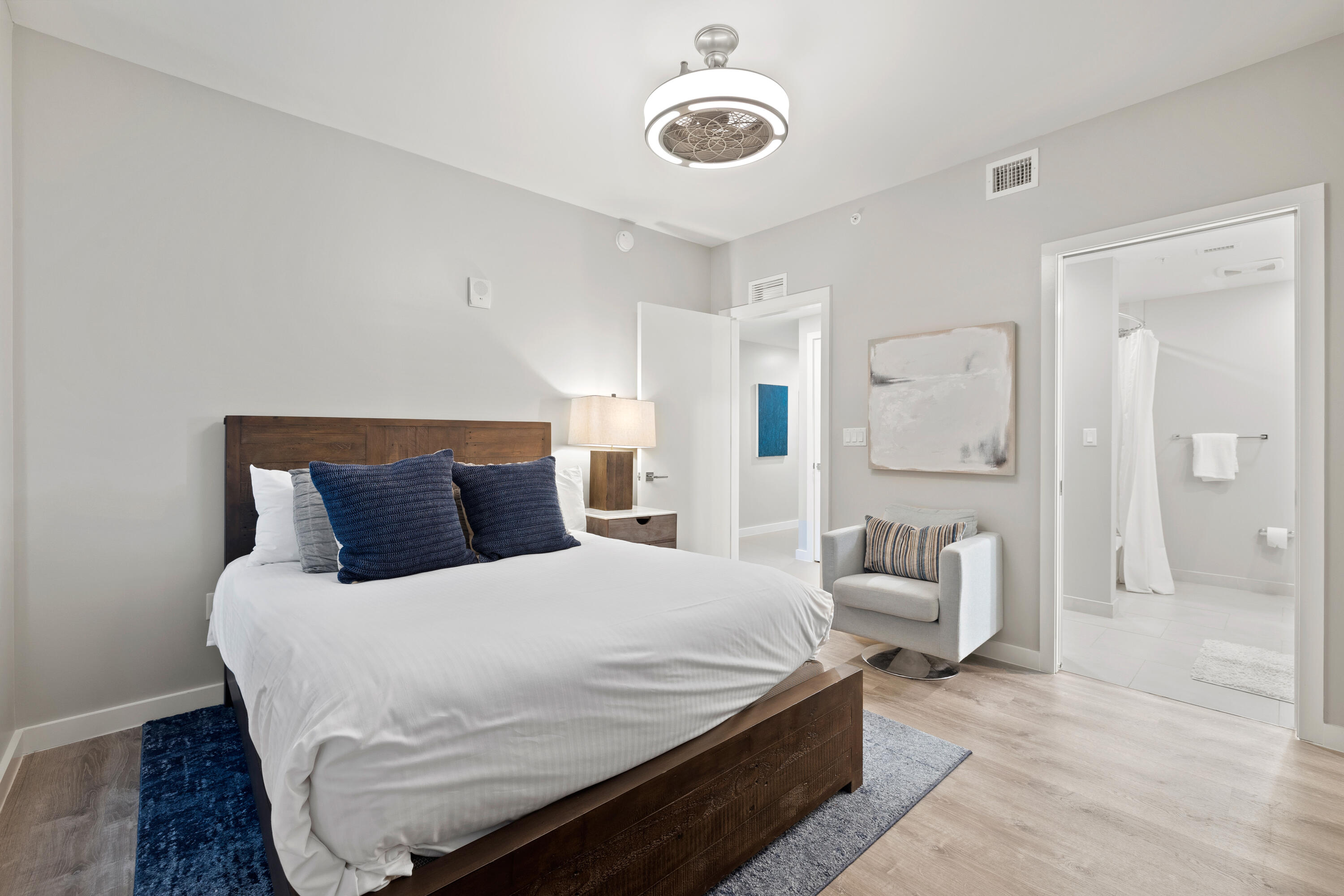 1900 Ninety Eight - Residential