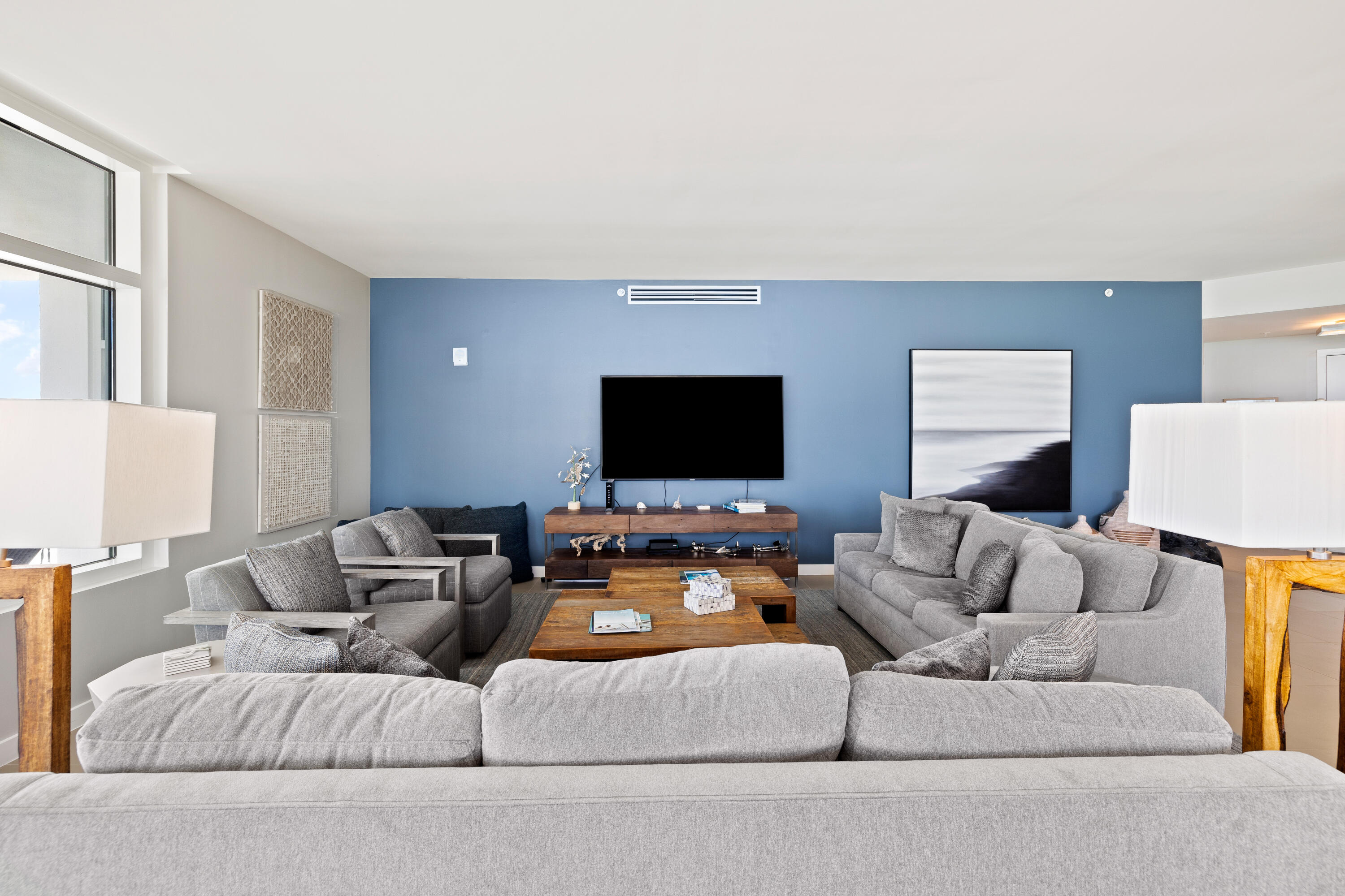 1900 Ninety Eight - Residential