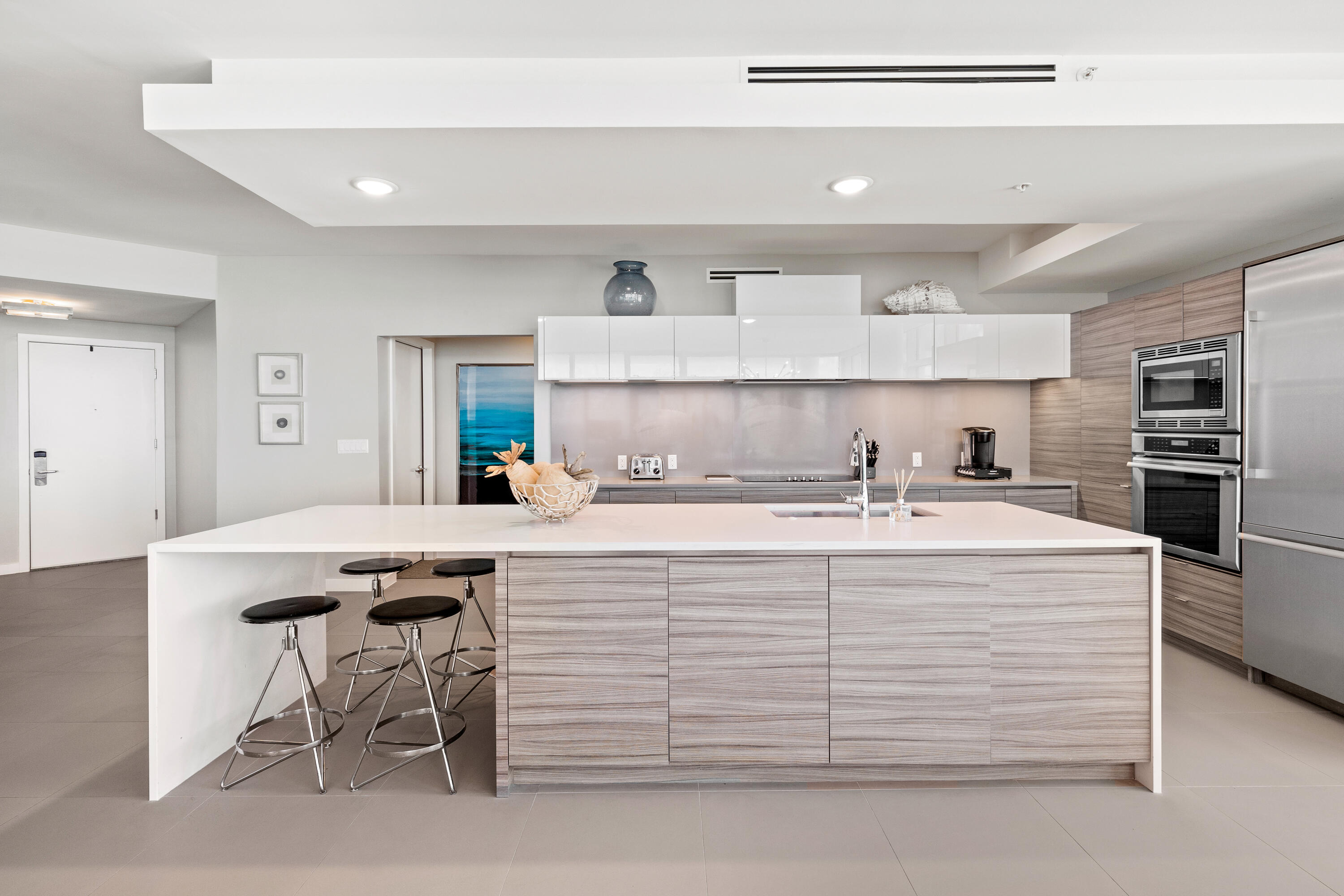 1900 Ninety Eight - Residential