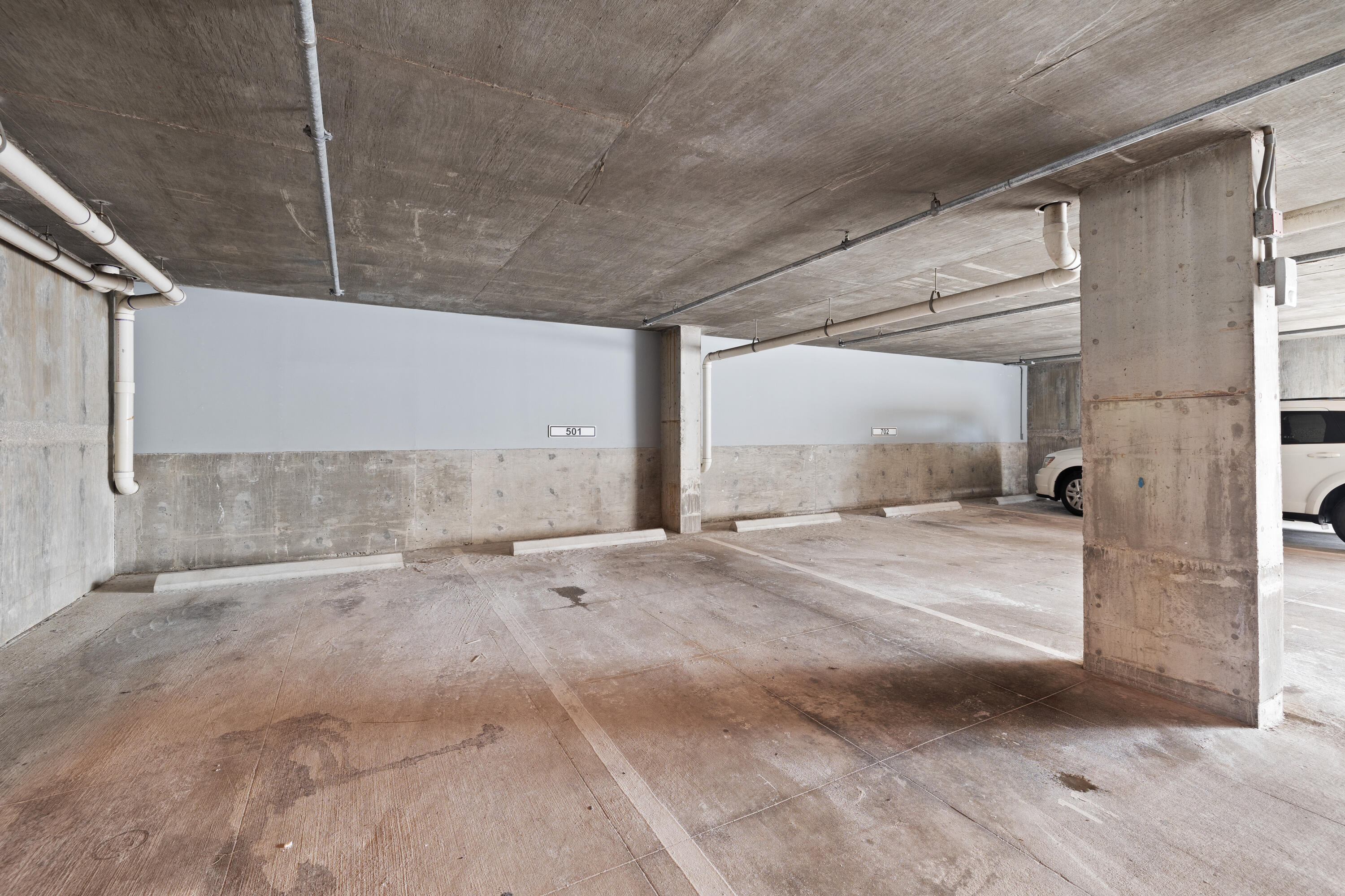 1900 Ninety Eight - Residential