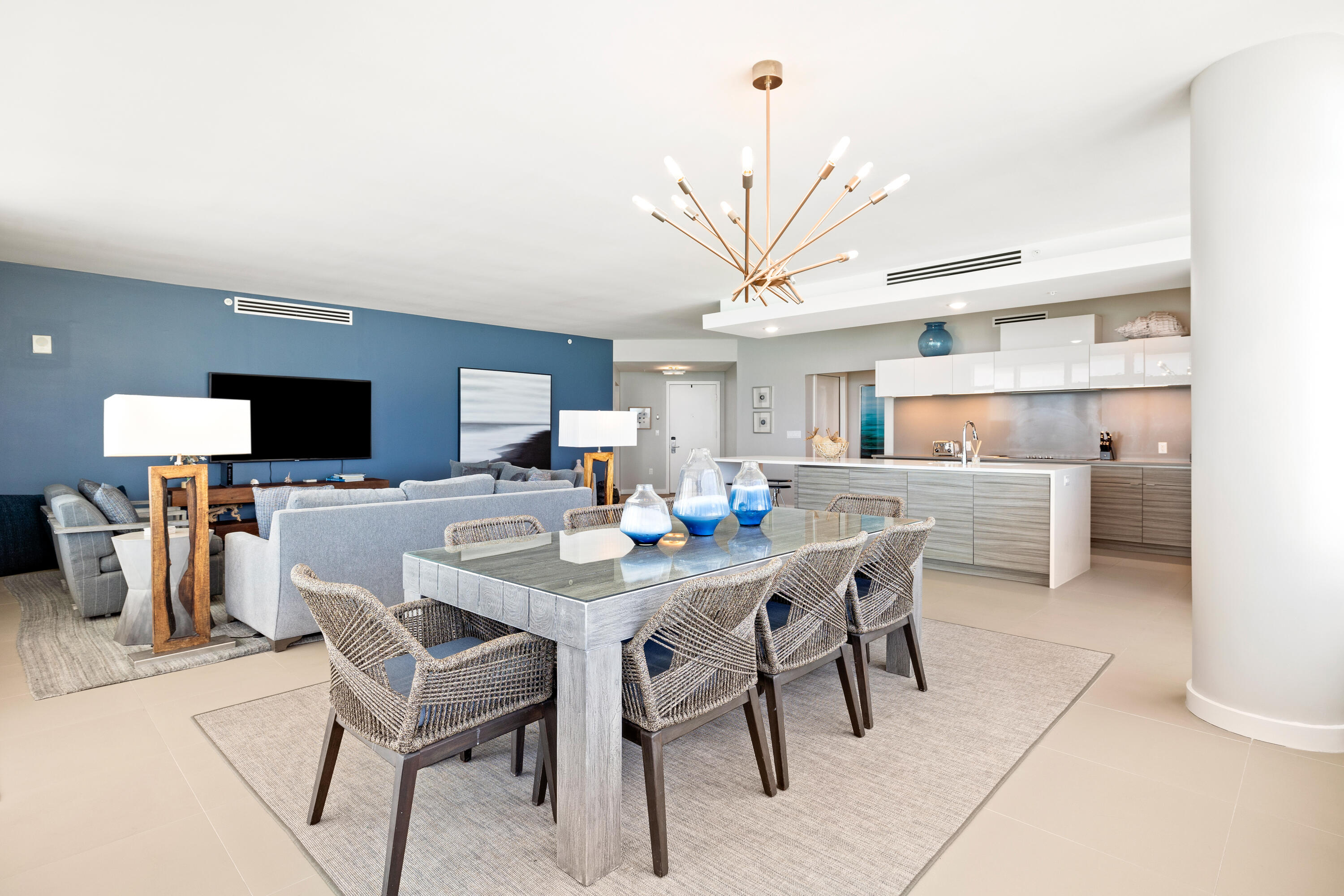 1900 Ninety Eight - Residential