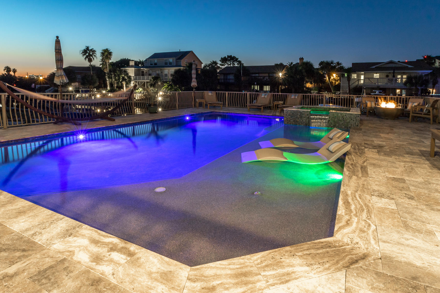HOLIDAY ISLE - Residential