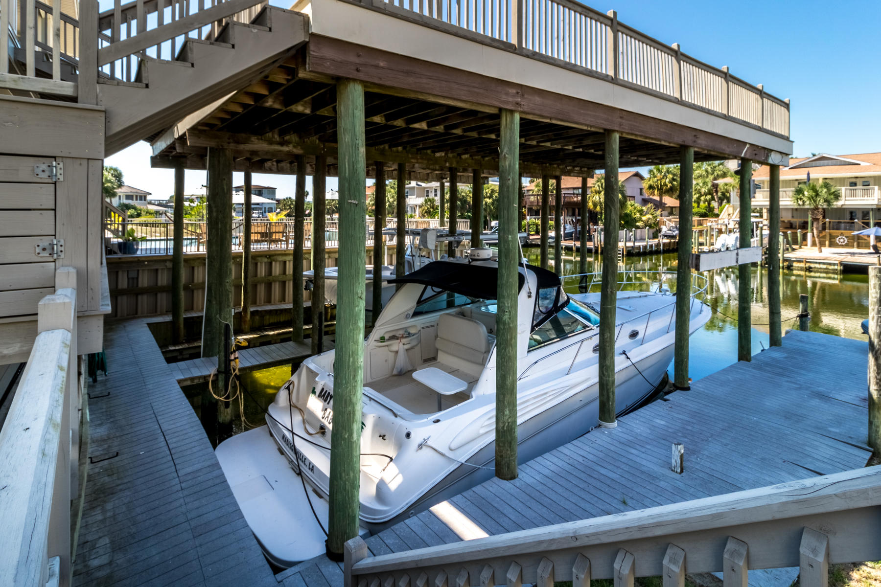 HOLIDAY ISLE - Residential