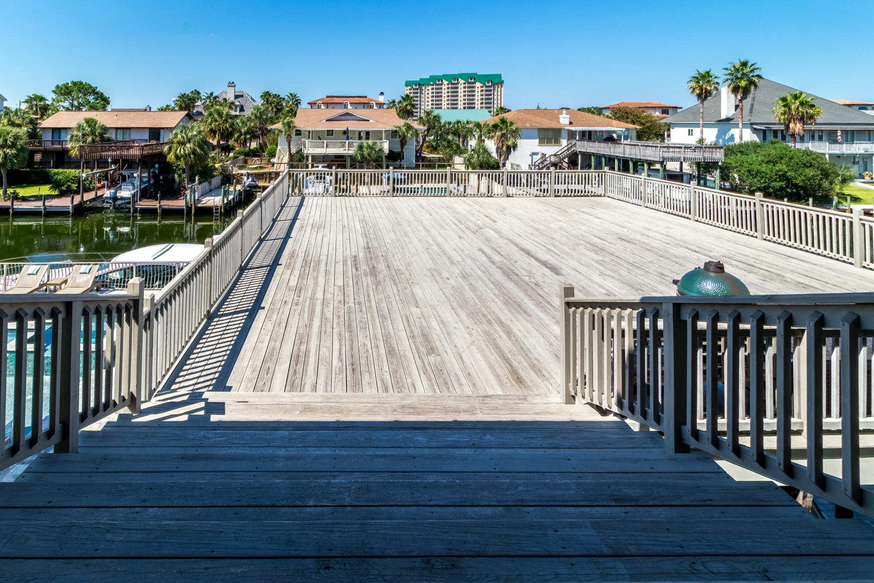 HOLIDAY ISLE - Residential