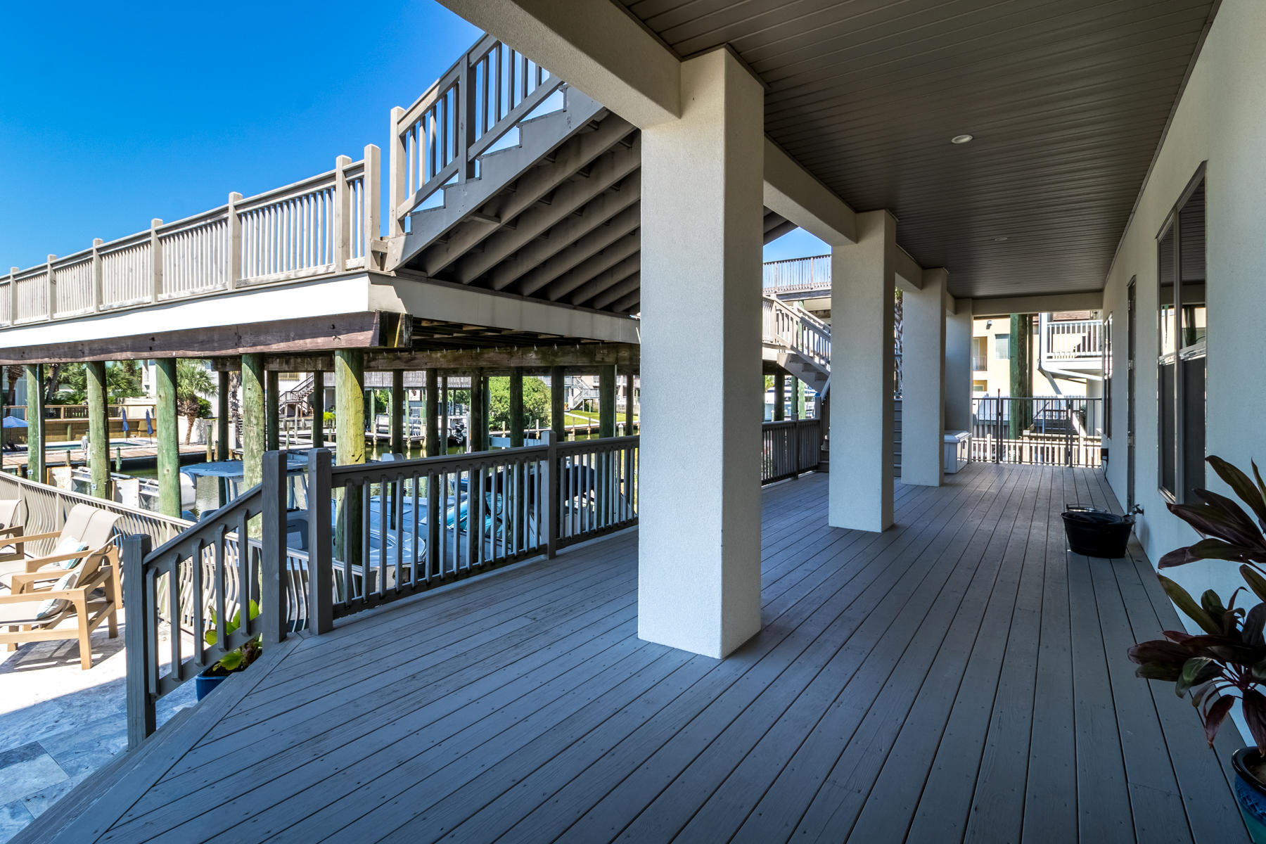 HOLIDAY ISLE - Residential