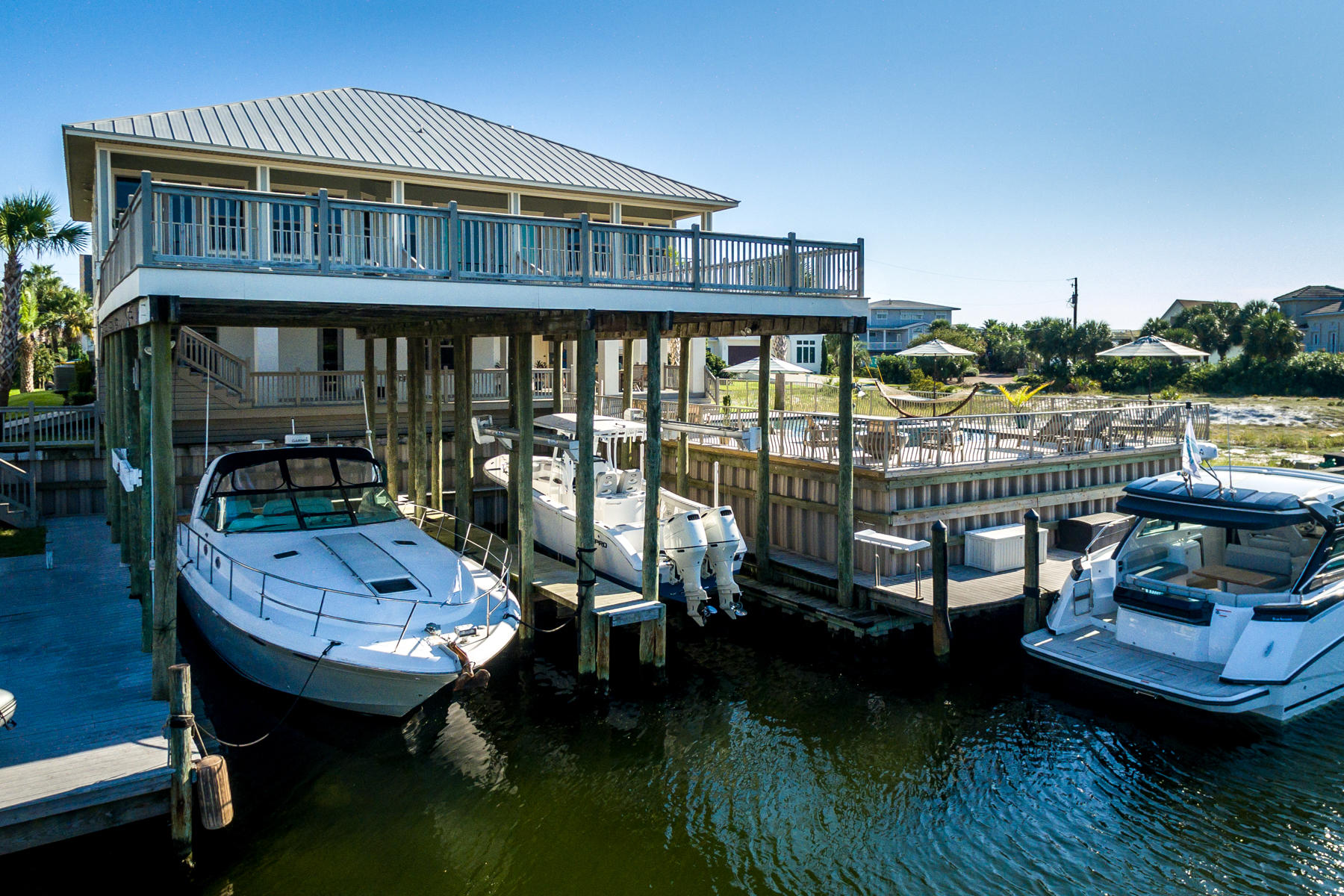 HOLIDAY ISLE - Residential