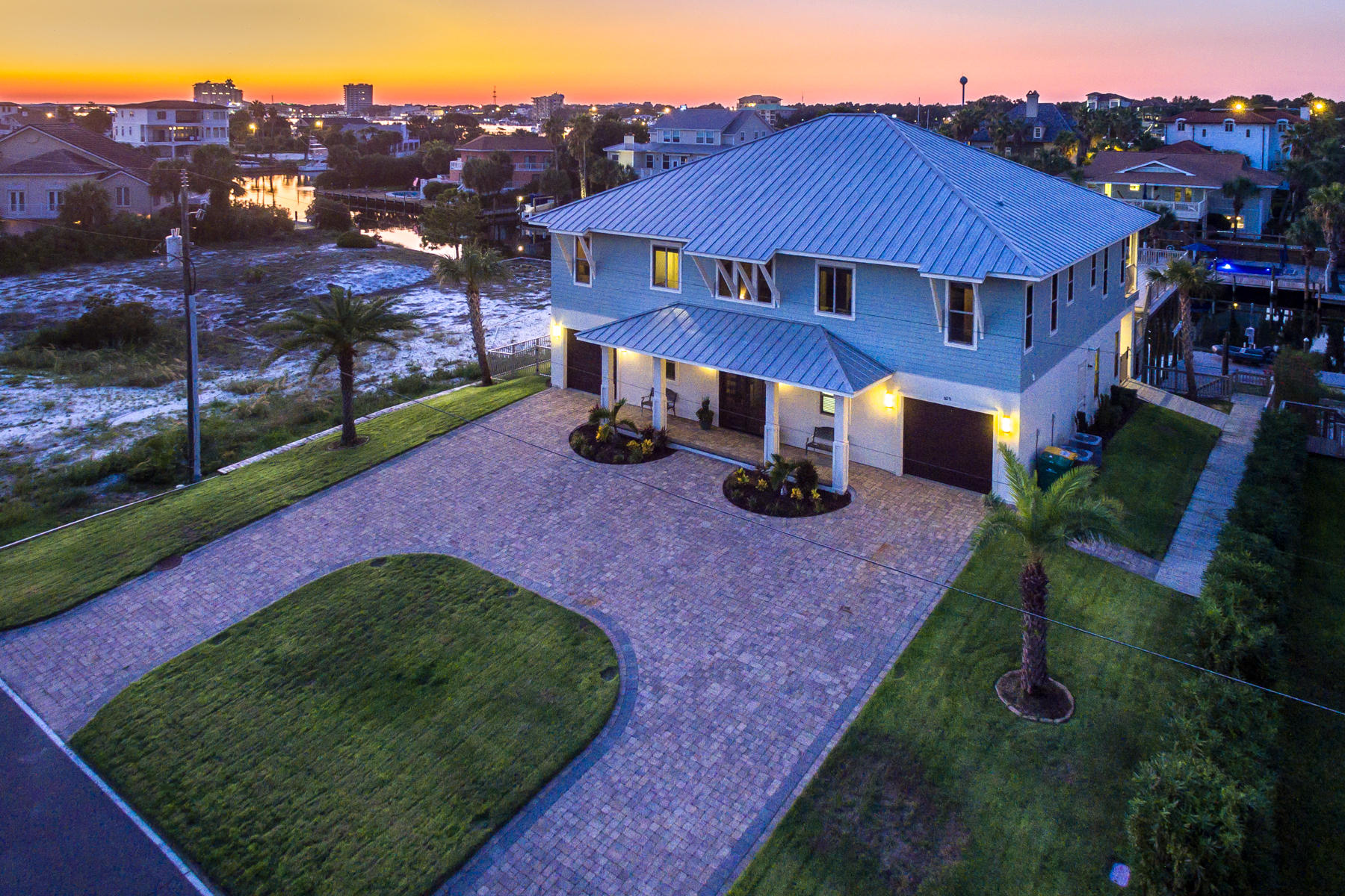 HOLIDAY ISLE - Residential