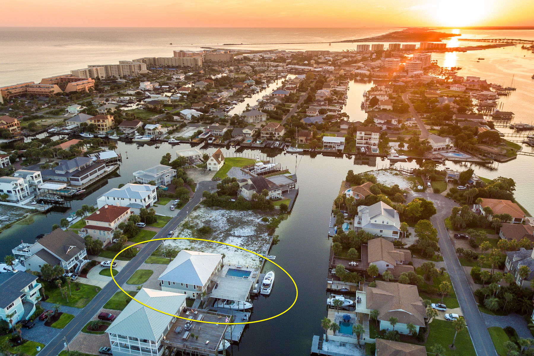 HOLIDAY ISLE - Residential