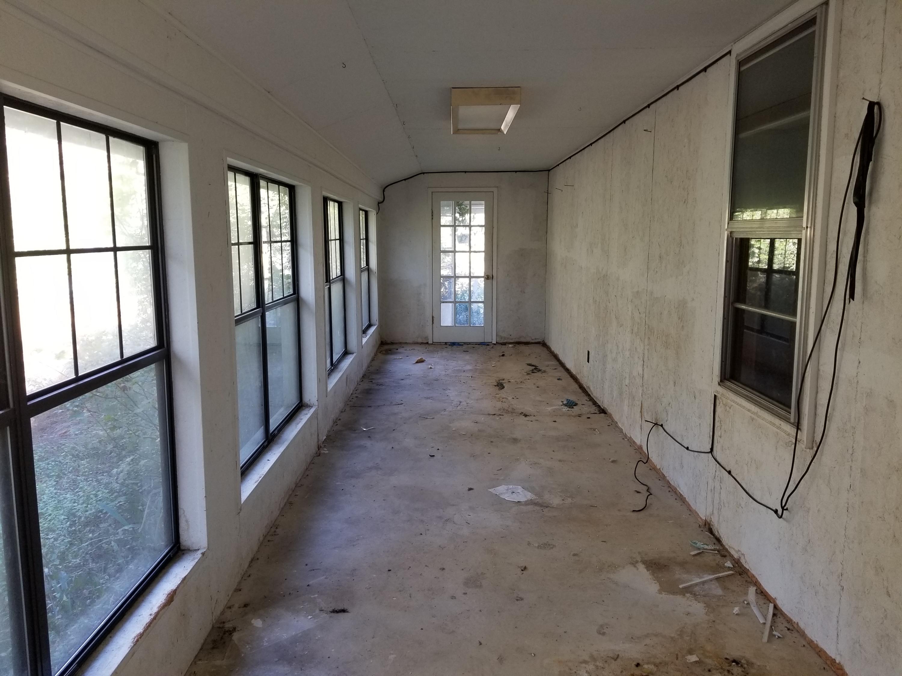 DEFUNIAK SPRINGS TOWN OF - Residential