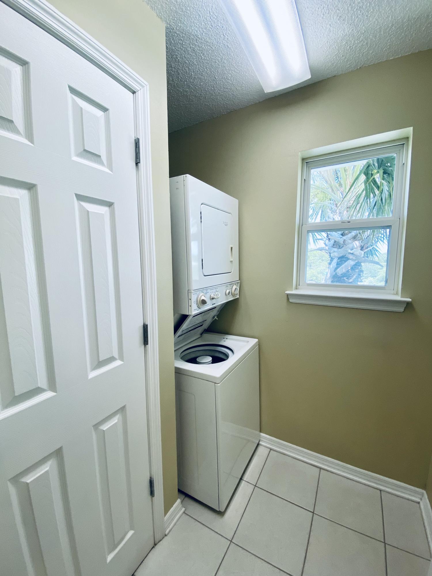 ROLLIN TIDE VILLAS - Residential