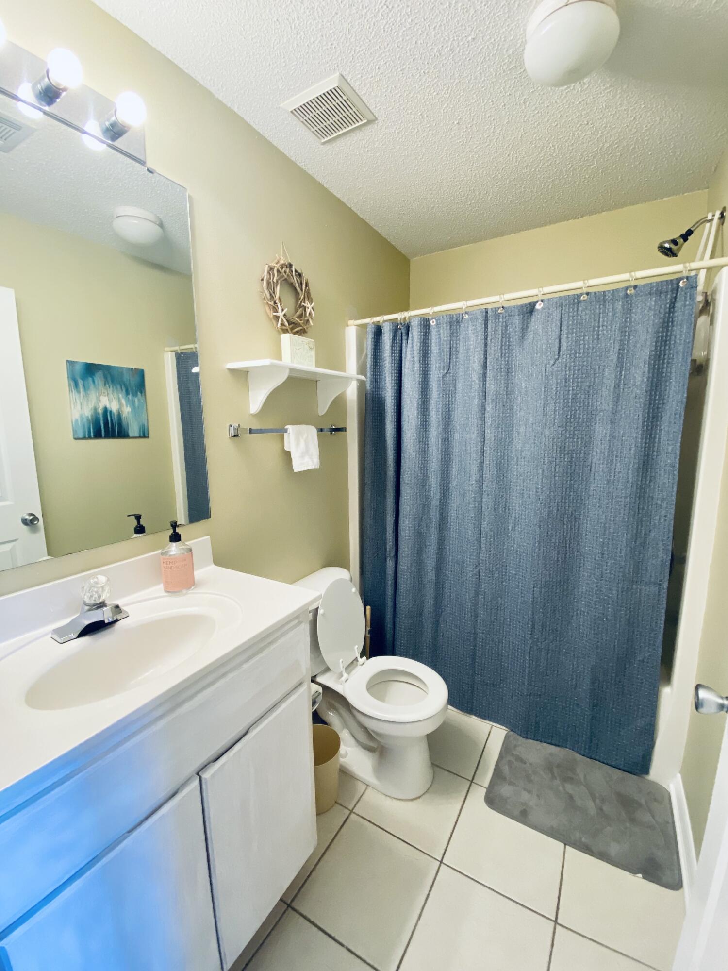 ROLLIN TIDE VILLAS - Residential