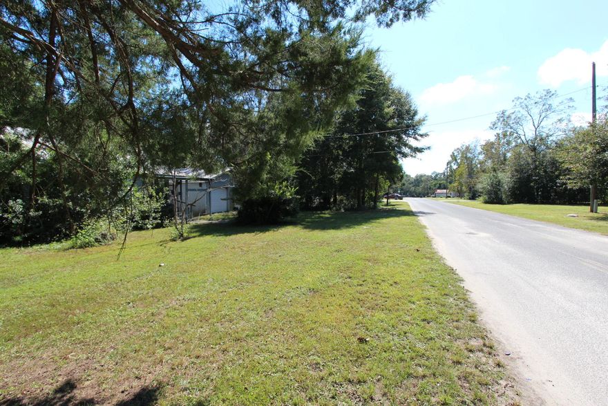This home is locate on corner lot. The home does need some repairs, but is priced with that in mind. There is a detached garage that measures 34'X 24' that has automatic doors.