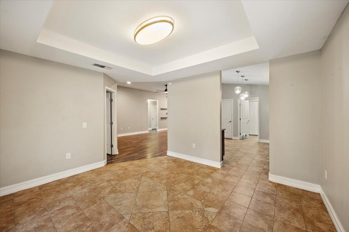 RIVER OAKS - Residential