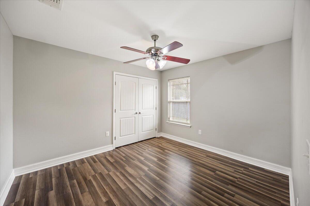 RIVER OAKS - Residential