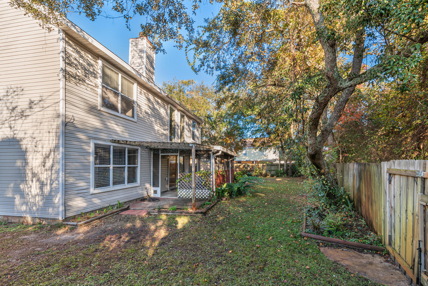 SHALIMAR WOODS S/D - Residential