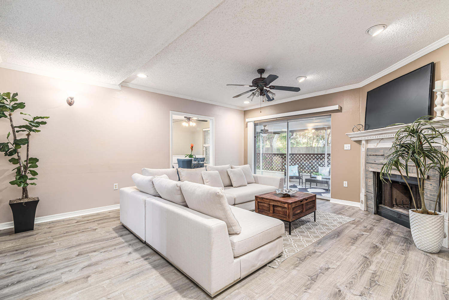 SHALIMAR WOODS S/D - Residential