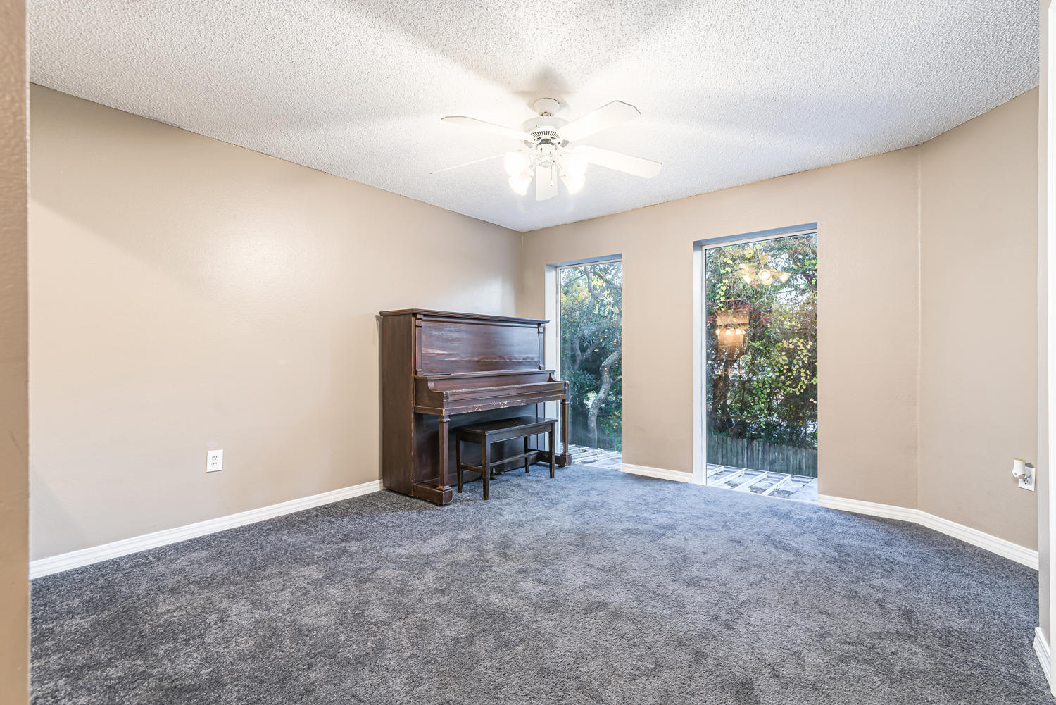 SHALIMAR WOODS S/D - Residential