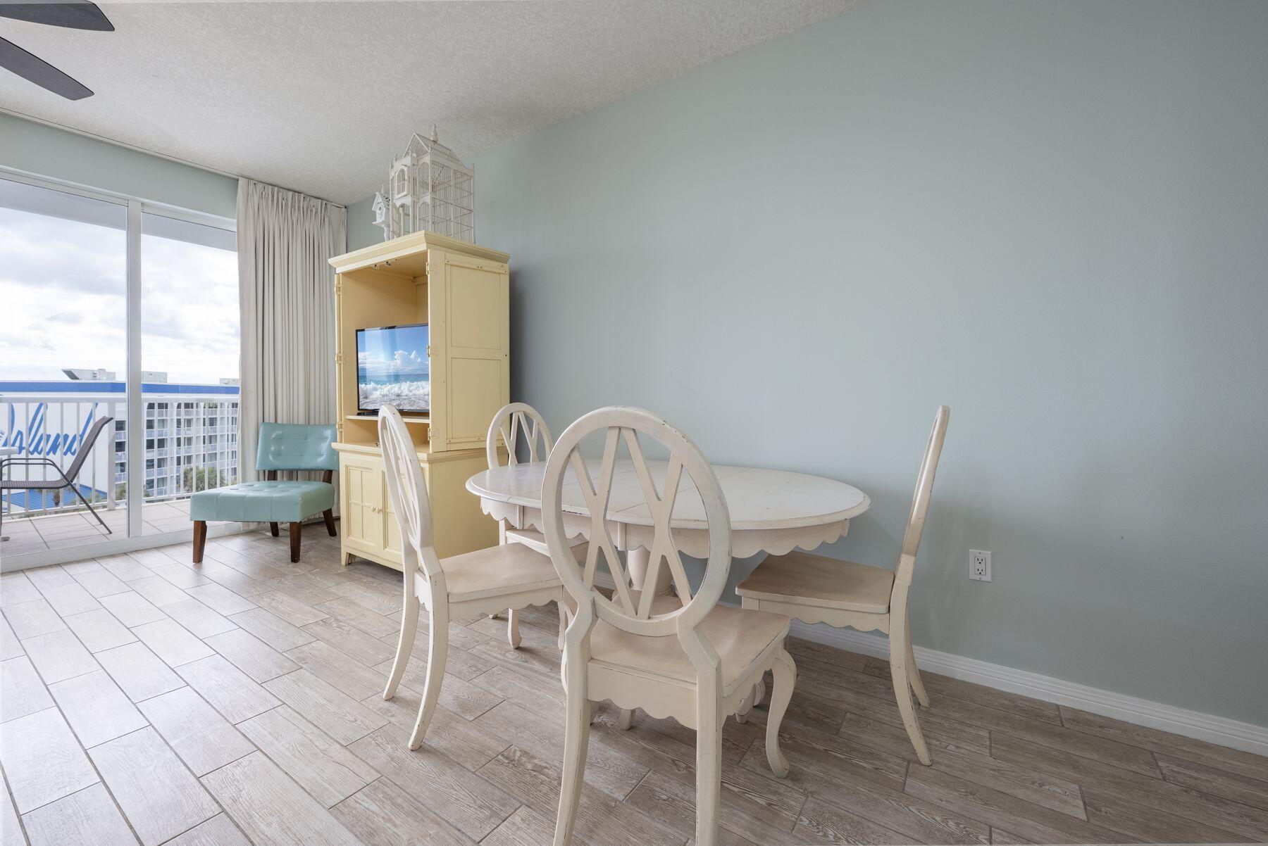 DESTIN WEST BEACH AND BAY RESORT GULFSIDE - Residential