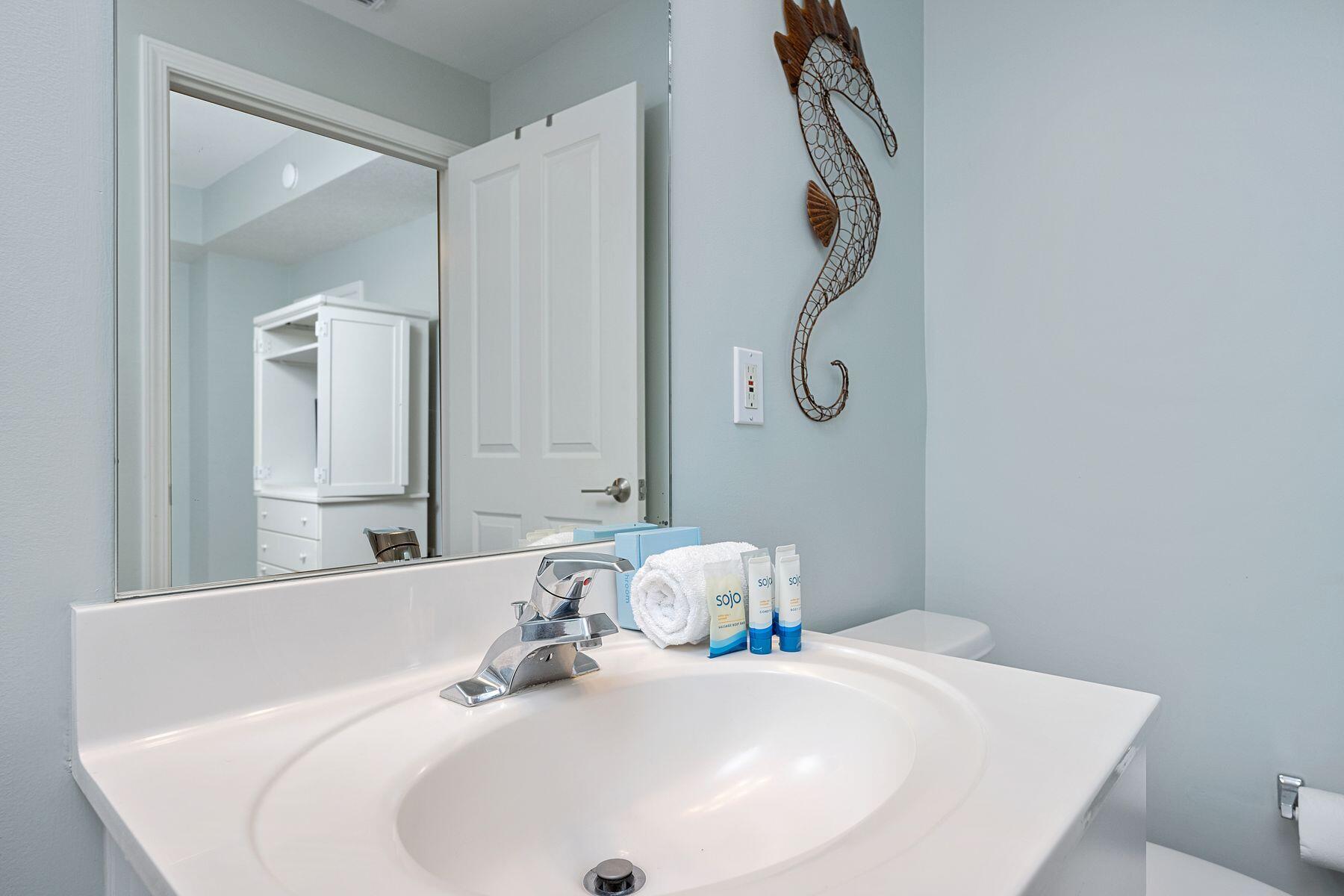 DESTIN WEST BEACH AND BAY RESORT GULFSIDE - Residential