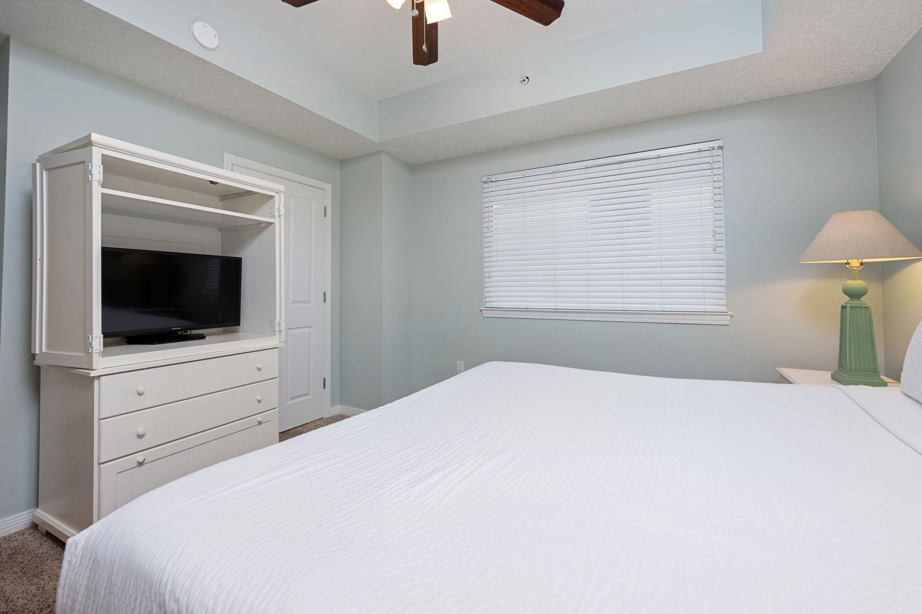 DESTIN WEST BEACH AND BAY RESORT GULFSIDE - Residential