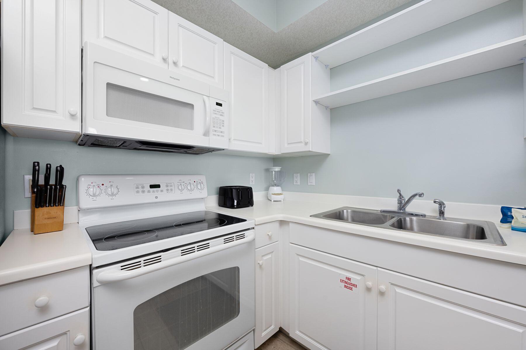 DESTIN WEST BEACH AND BAY RESORT GULFSIDE - Residential