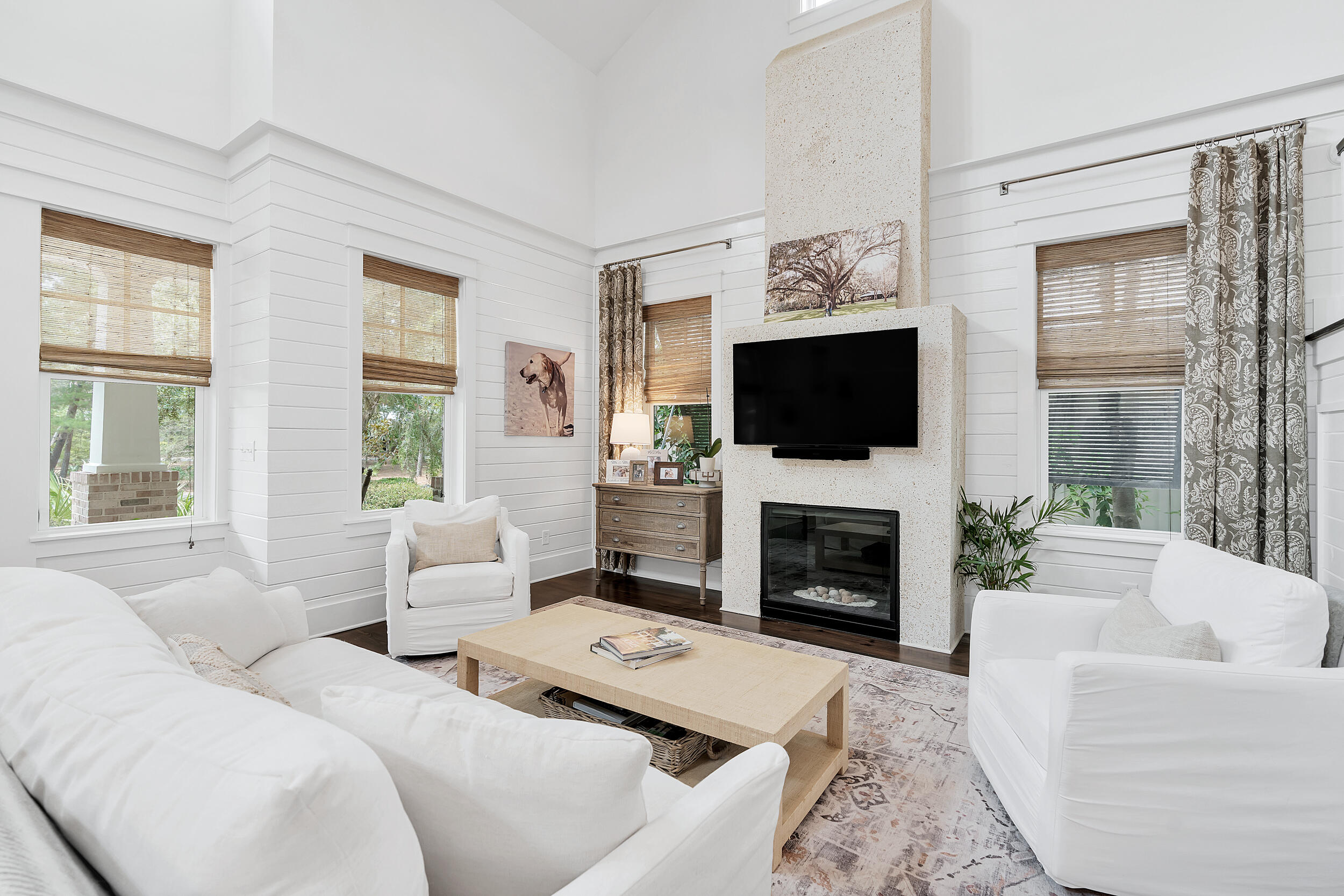 FOREST LAKES - Residential