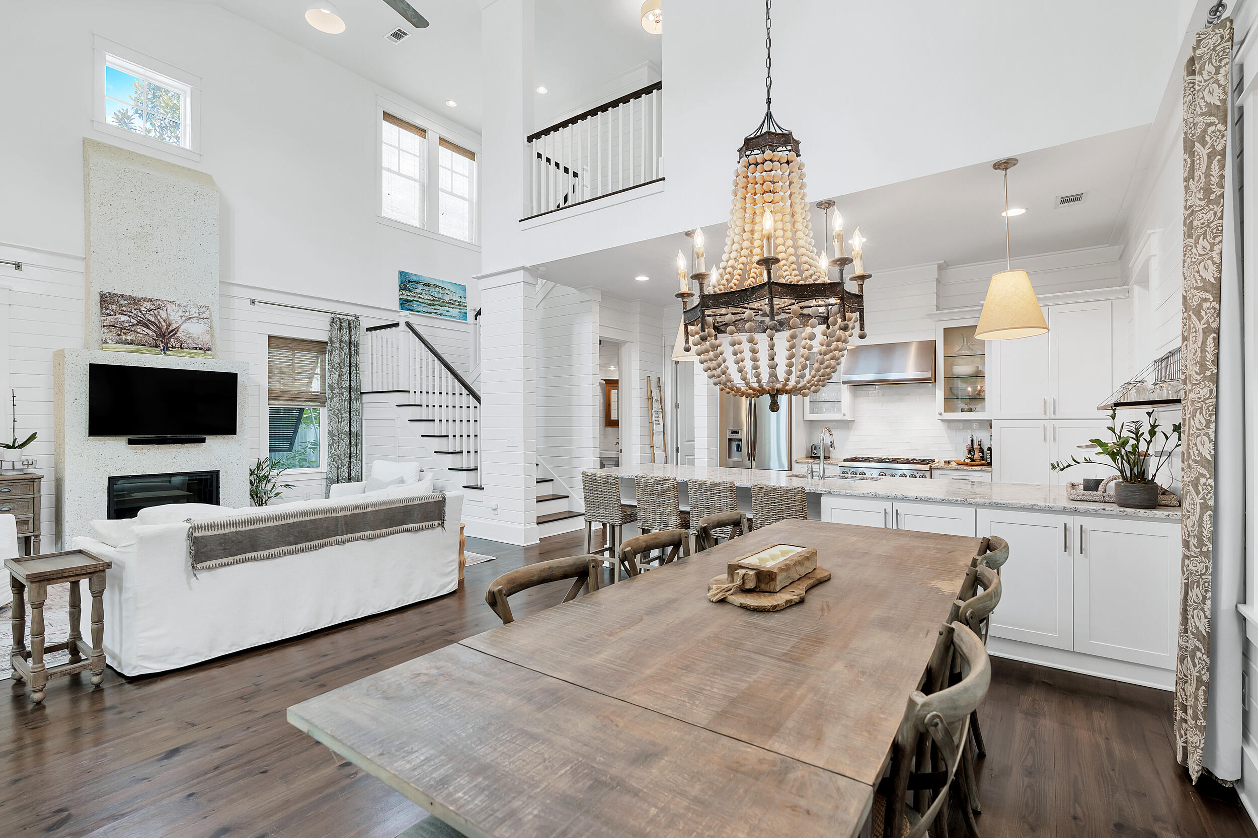 FOREST LAKES - Residential