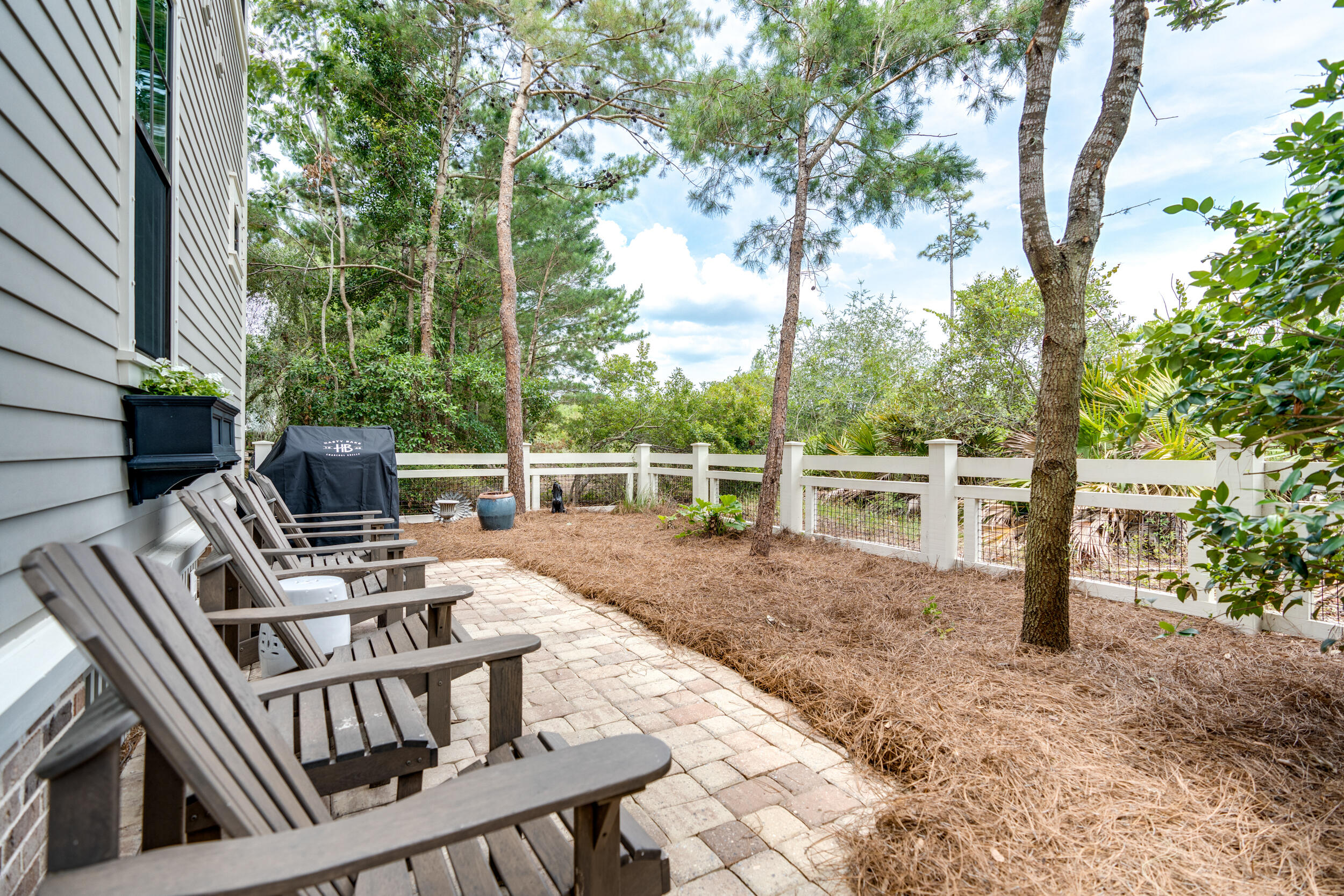 FOREST LAKES - Residential