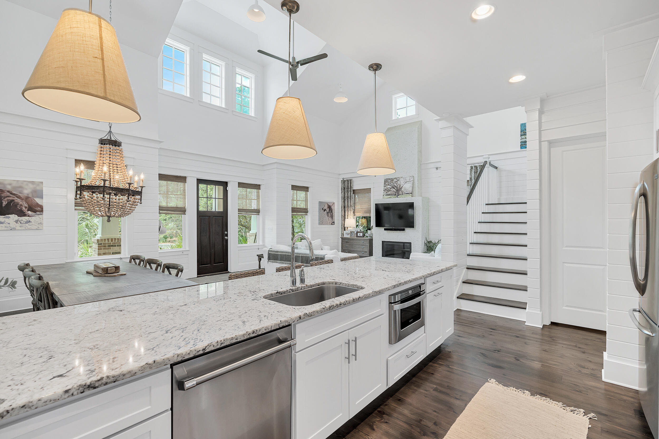 FOREST LAKES - Residential