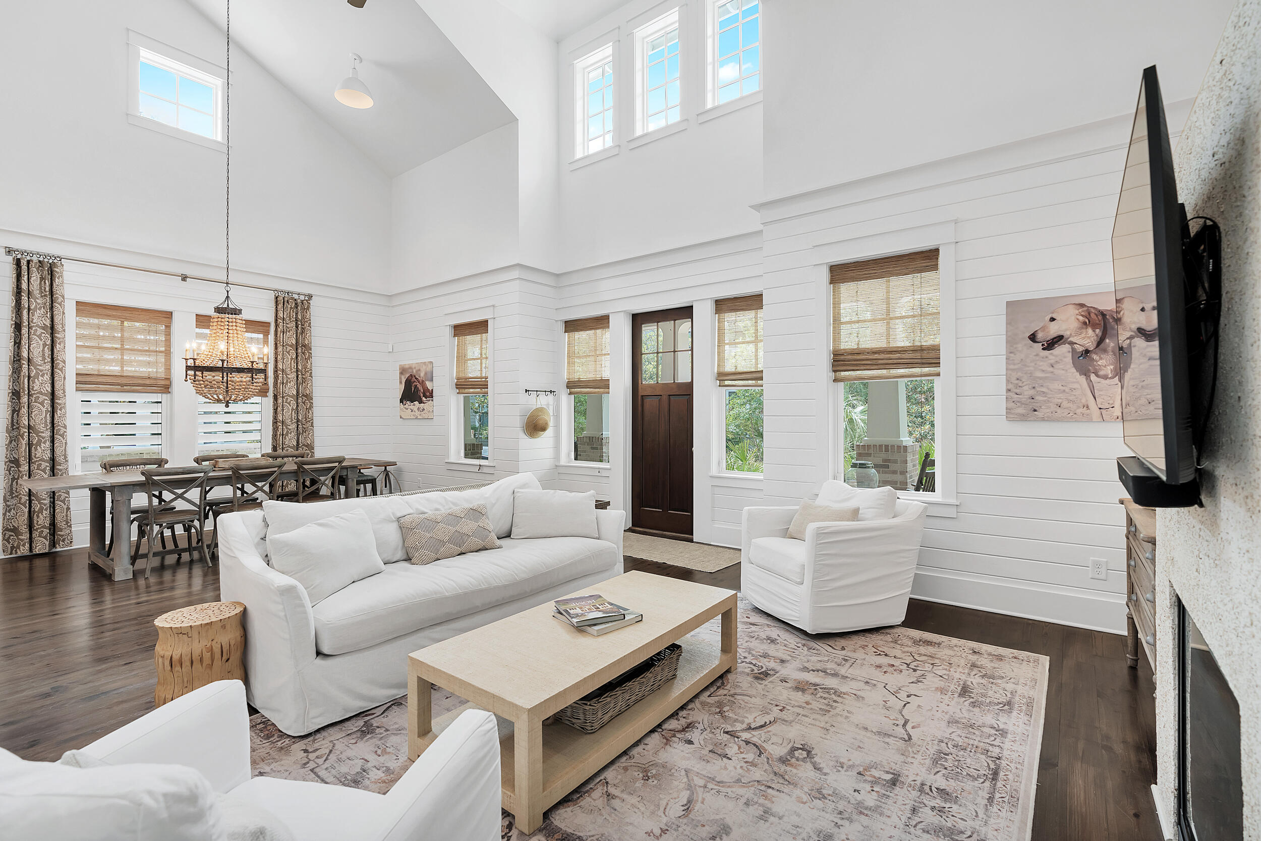 FOREST LAKES - Residential