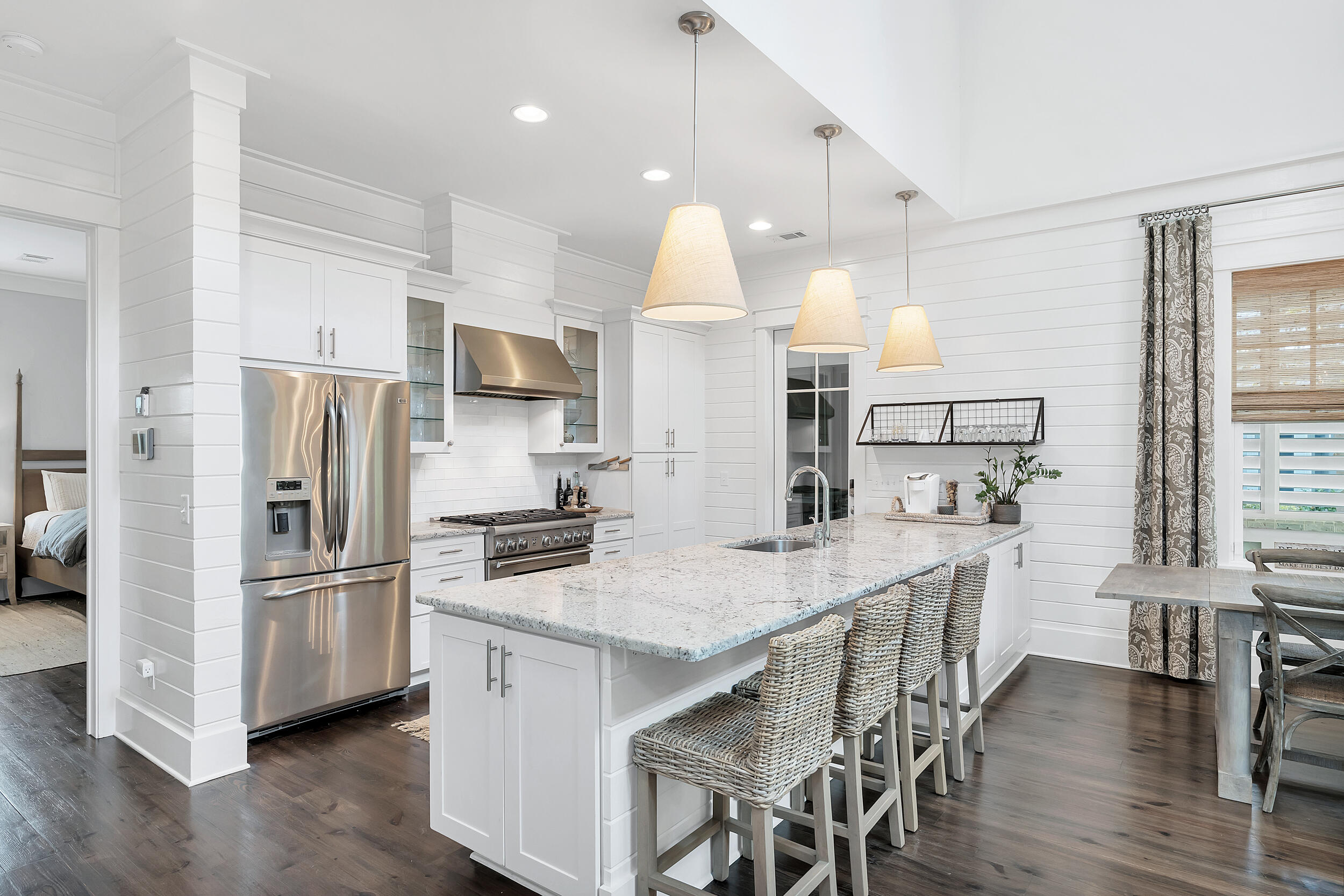 FOREST LAKES - Residential