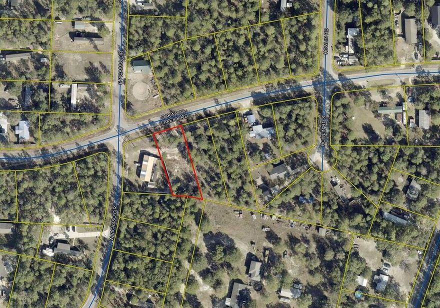 Looking to live near town but outside the city limit?? Take a look at this... Vacant cleared lot in an established neighborhood very convenient to town or for your commute. Power is in front of the lot, city water is available once tap fee is paid, and septic tank will be required. Culvert is already in place. BONUS: SELLER HAS A SURVEY! This lot is perfect to build a new home or place a manufactured home. Don't let this one get by!