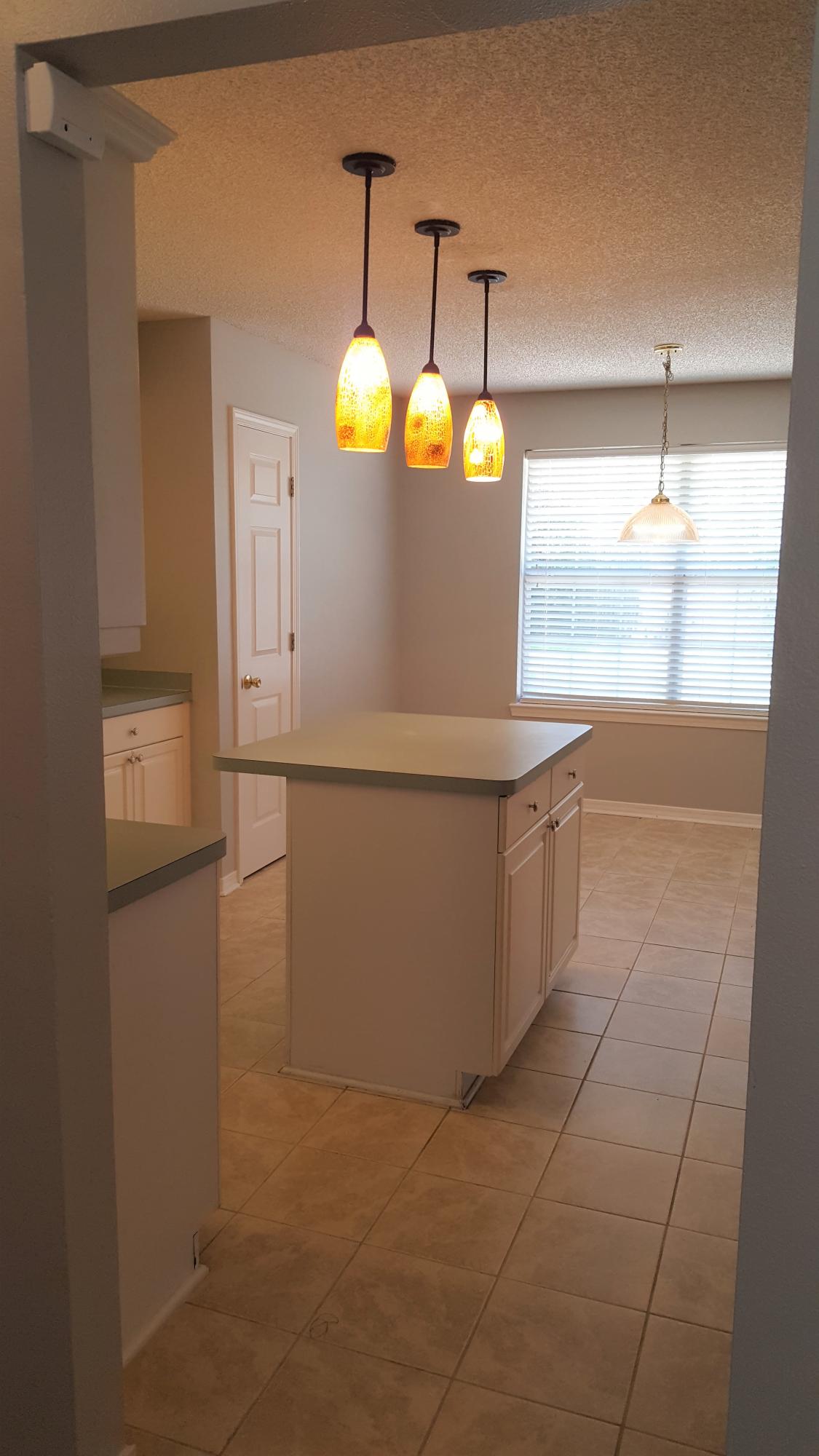 COUNTRY BREEZE ESTATES - Residential