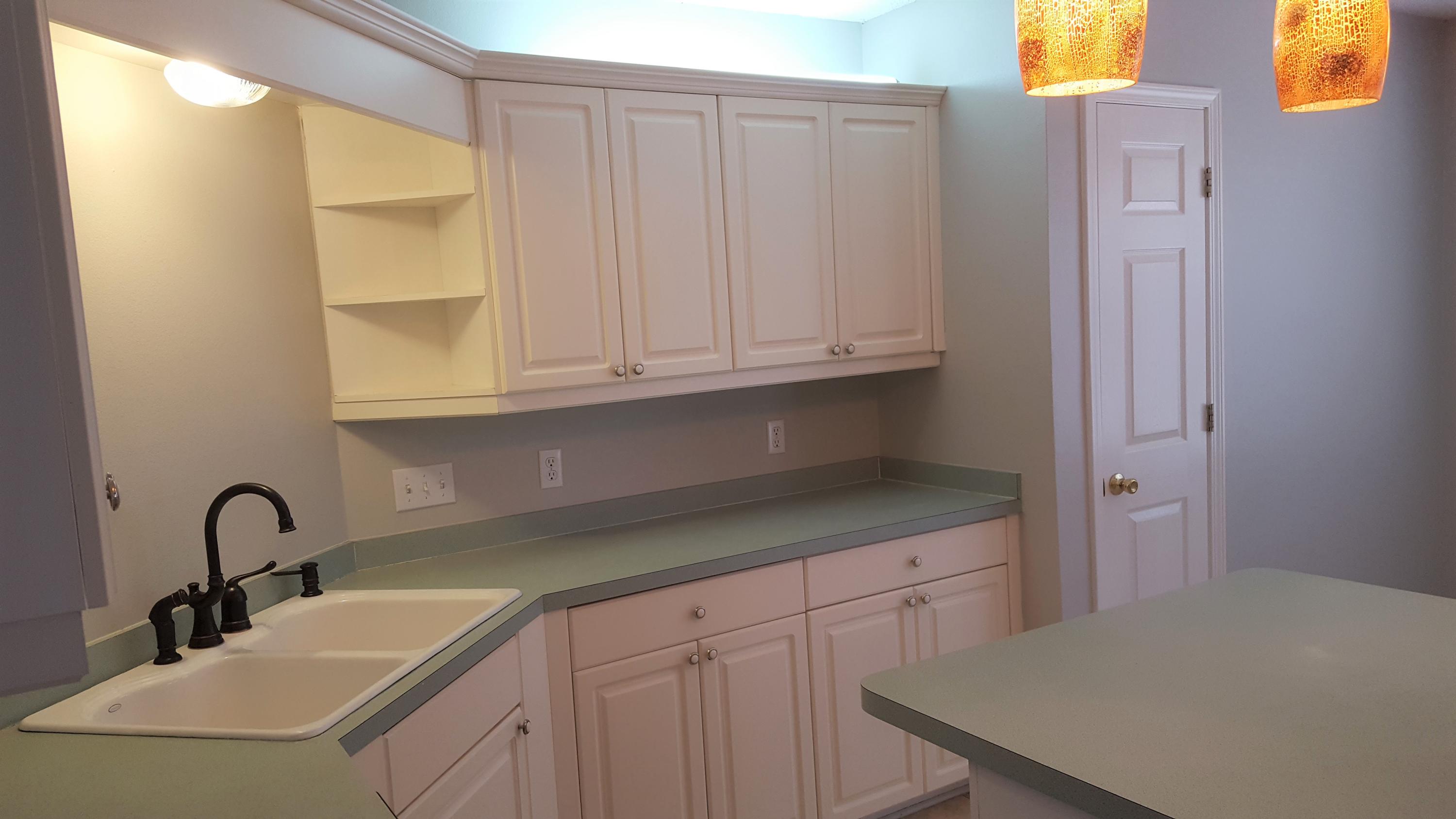 COUNTRY BREEZE ESTATES - Residential