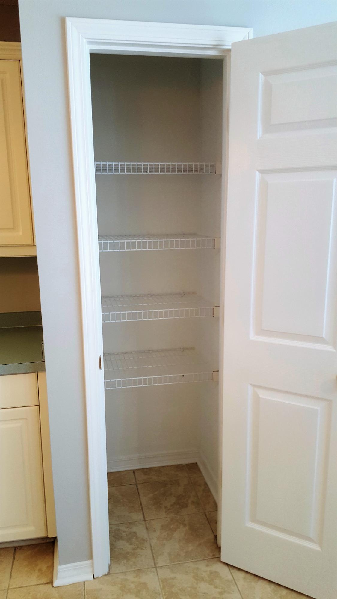 COUNTRY BREEZE ESTATES - Residential