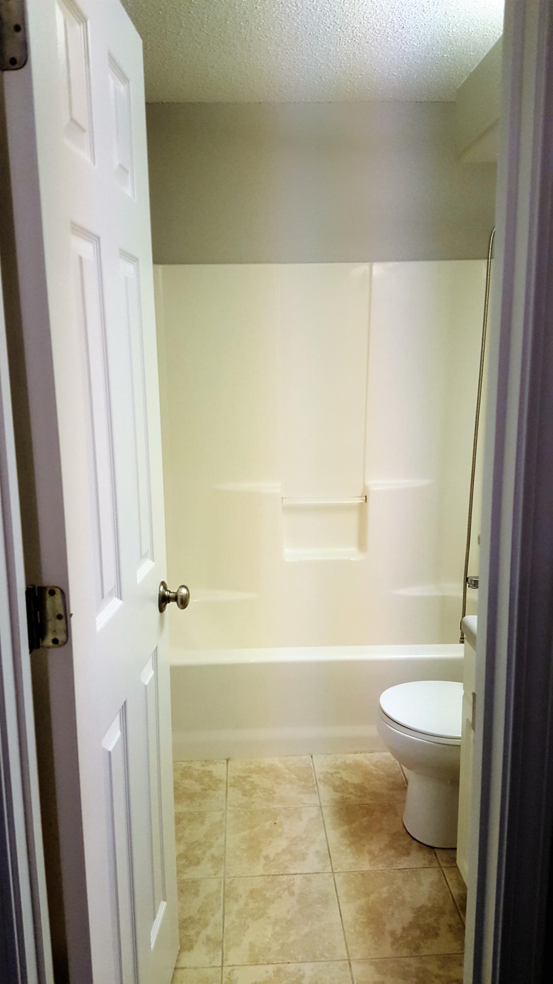 COUNTRY BREEZE ESTATES - Residential