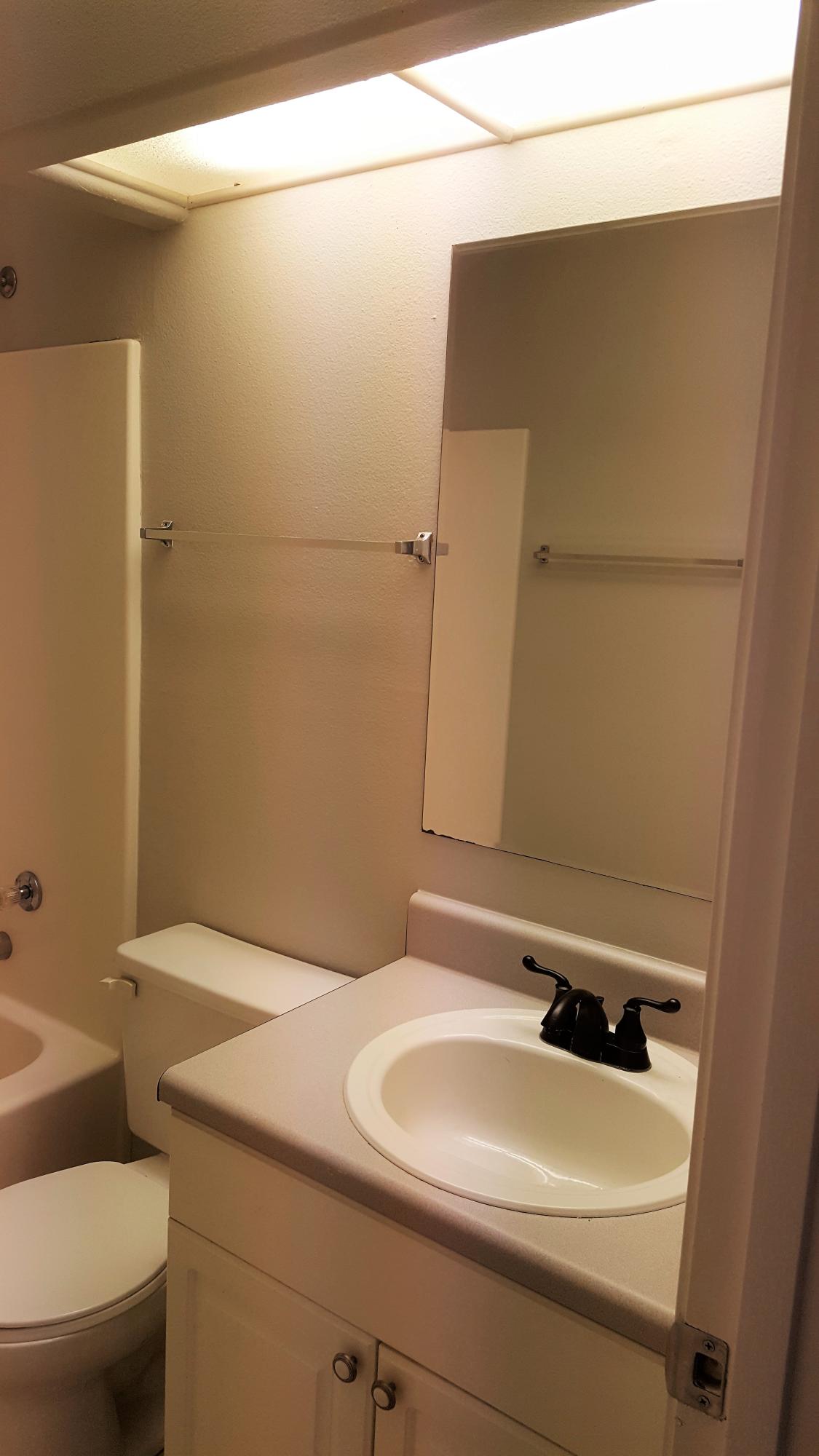 COUNTRY BREEZE ESTATES - Residential