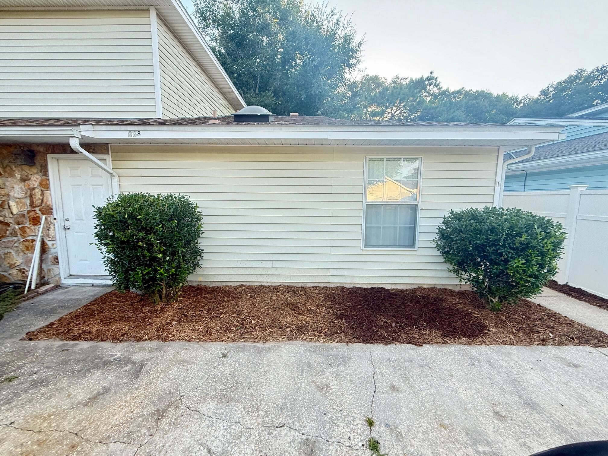 CARMEL VILLAGE T/H - Residential Lease