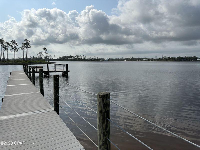 Laird Bayou - Land