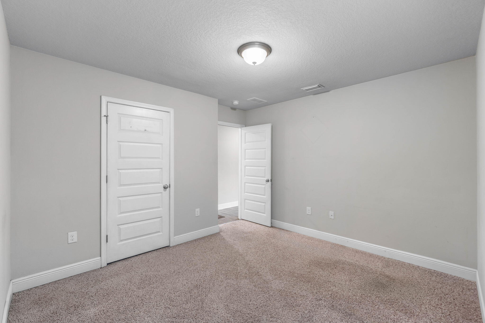 TREASURE ISLE ESTATES - Residential