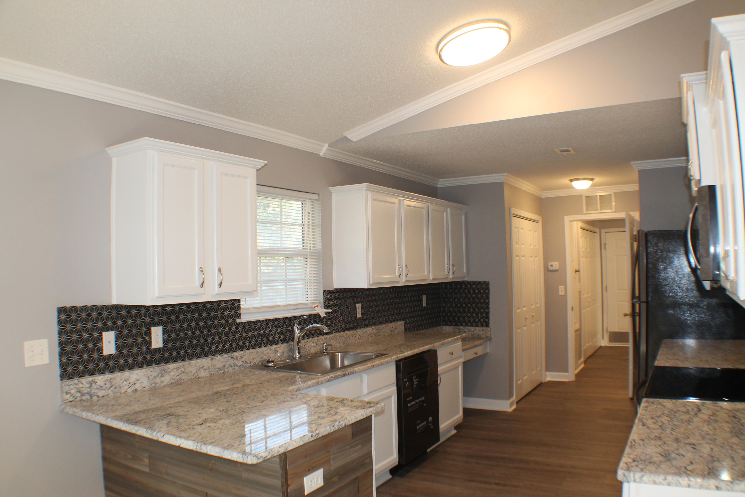 TRIPLE LAKES ESTATES - Residential