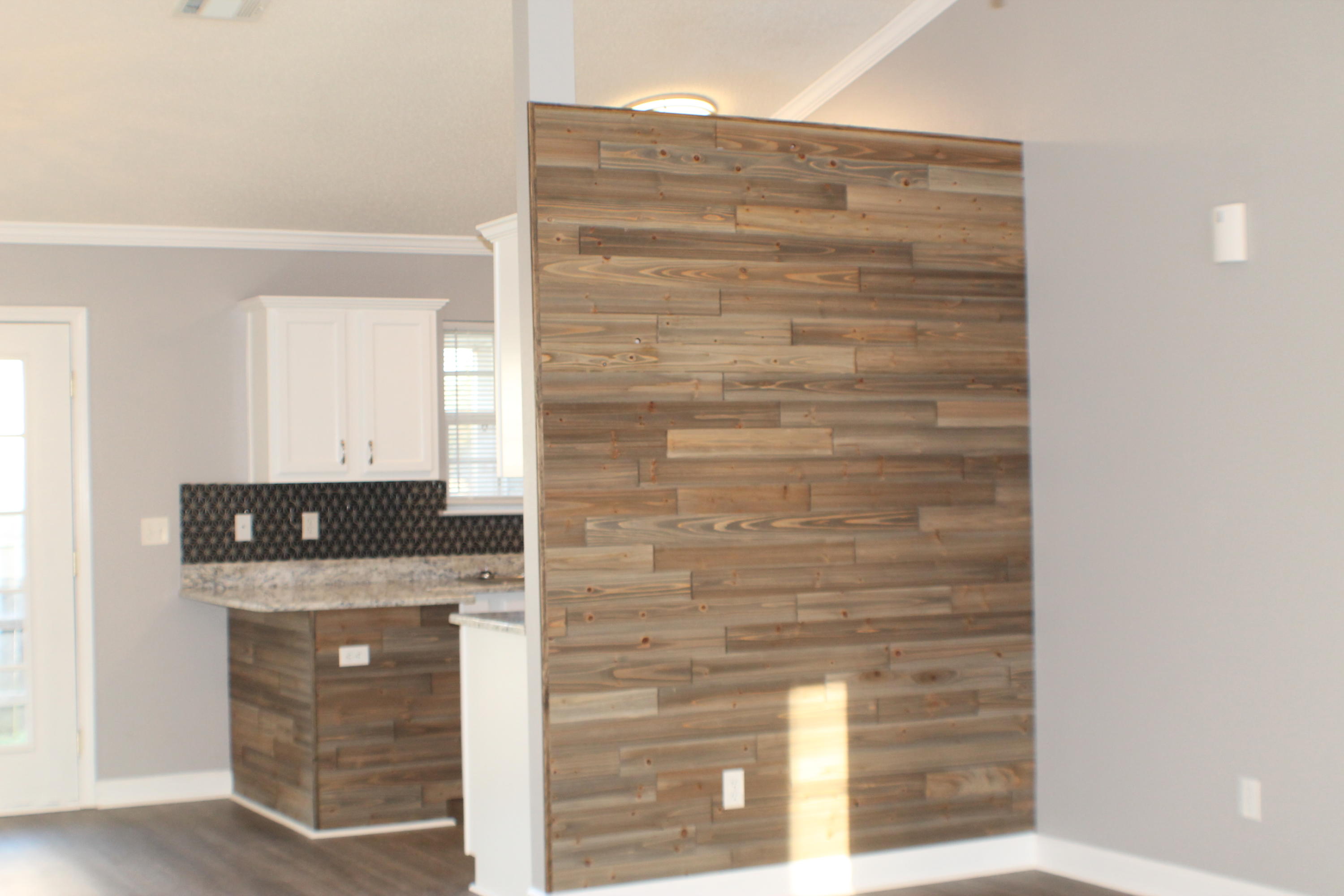 TRIPLE LAKES ESTATES - Residential