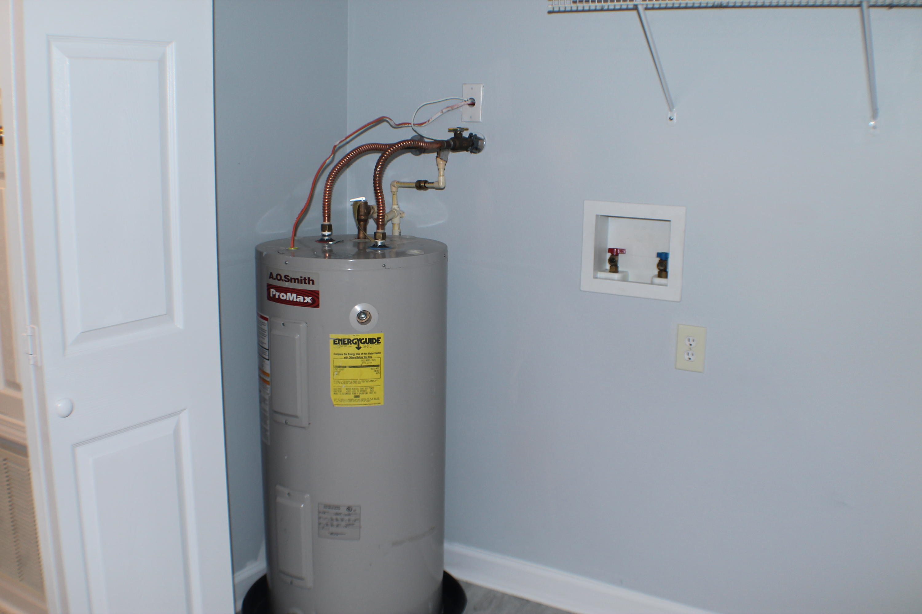 TRIPLE LAKES ESTATES - Residential