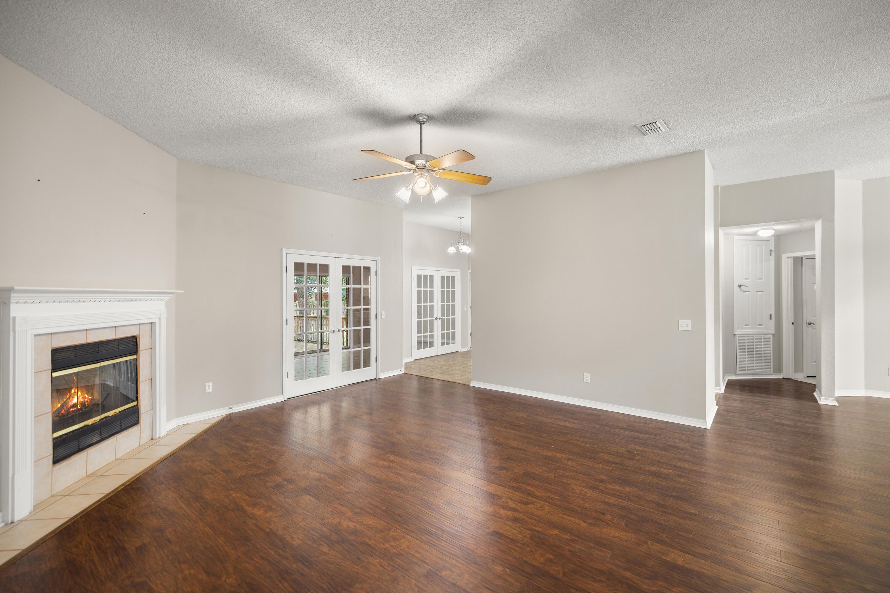 WATERVIEW COVE - Residential