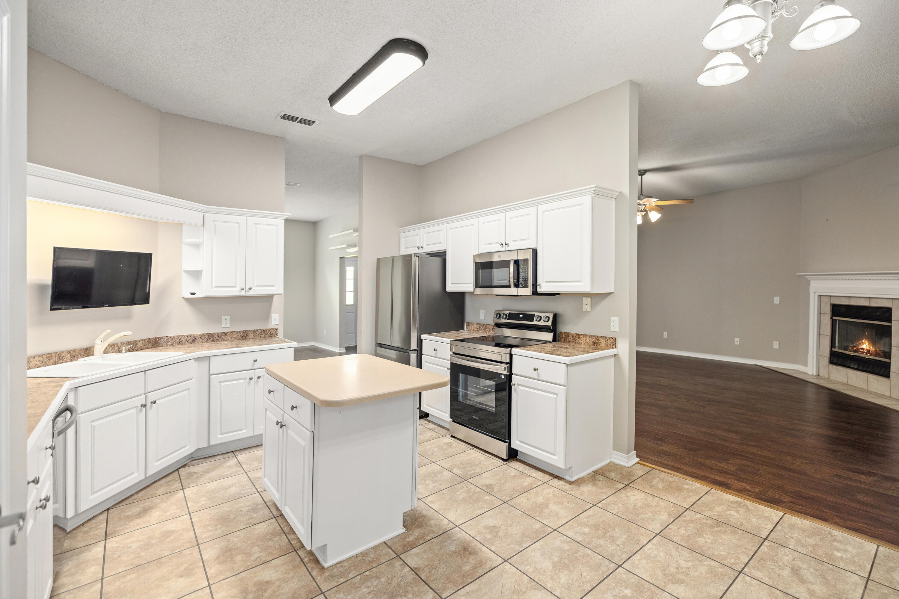 WATERVIEW COVE - Residential