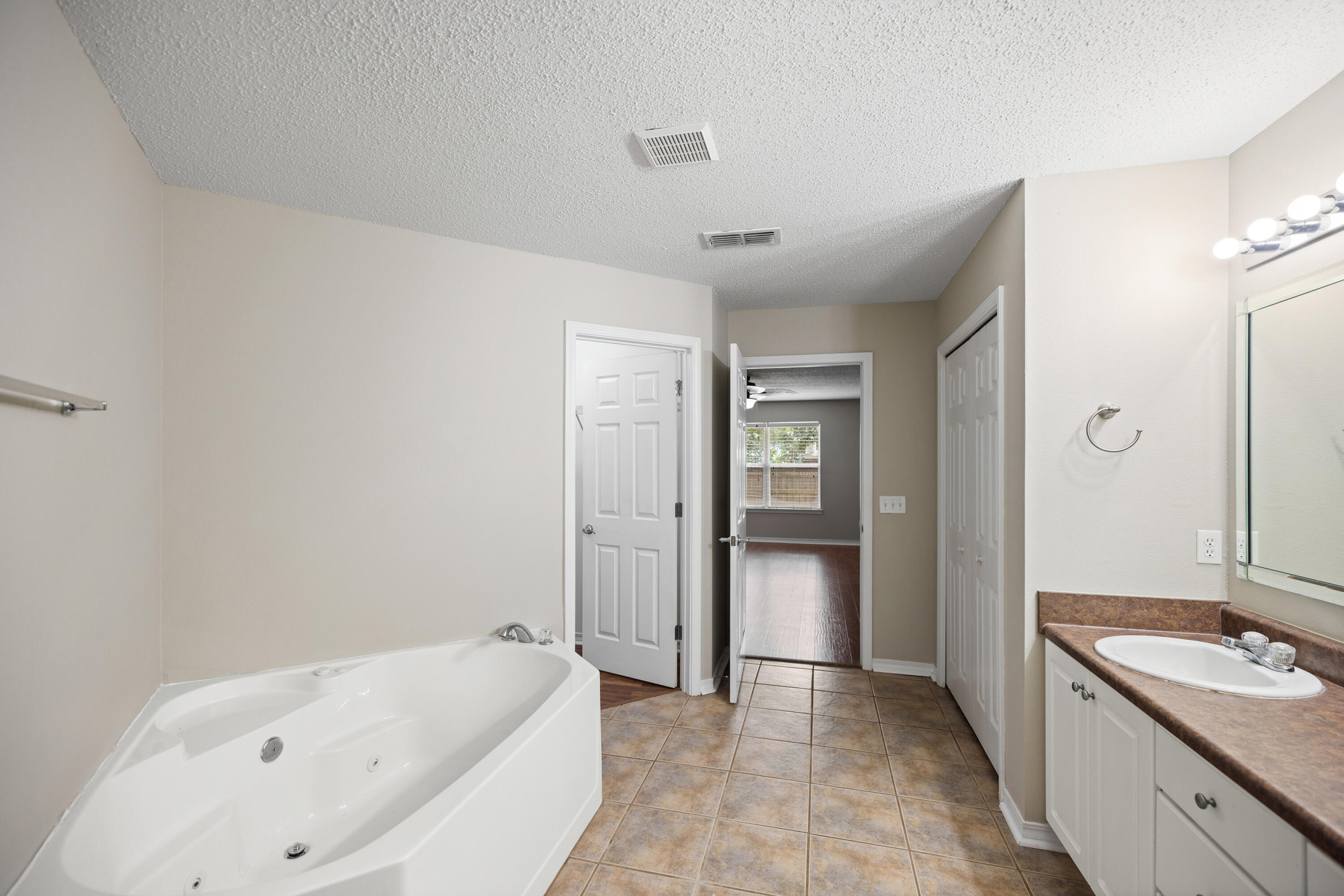 WATERVIEW COVE - Residential