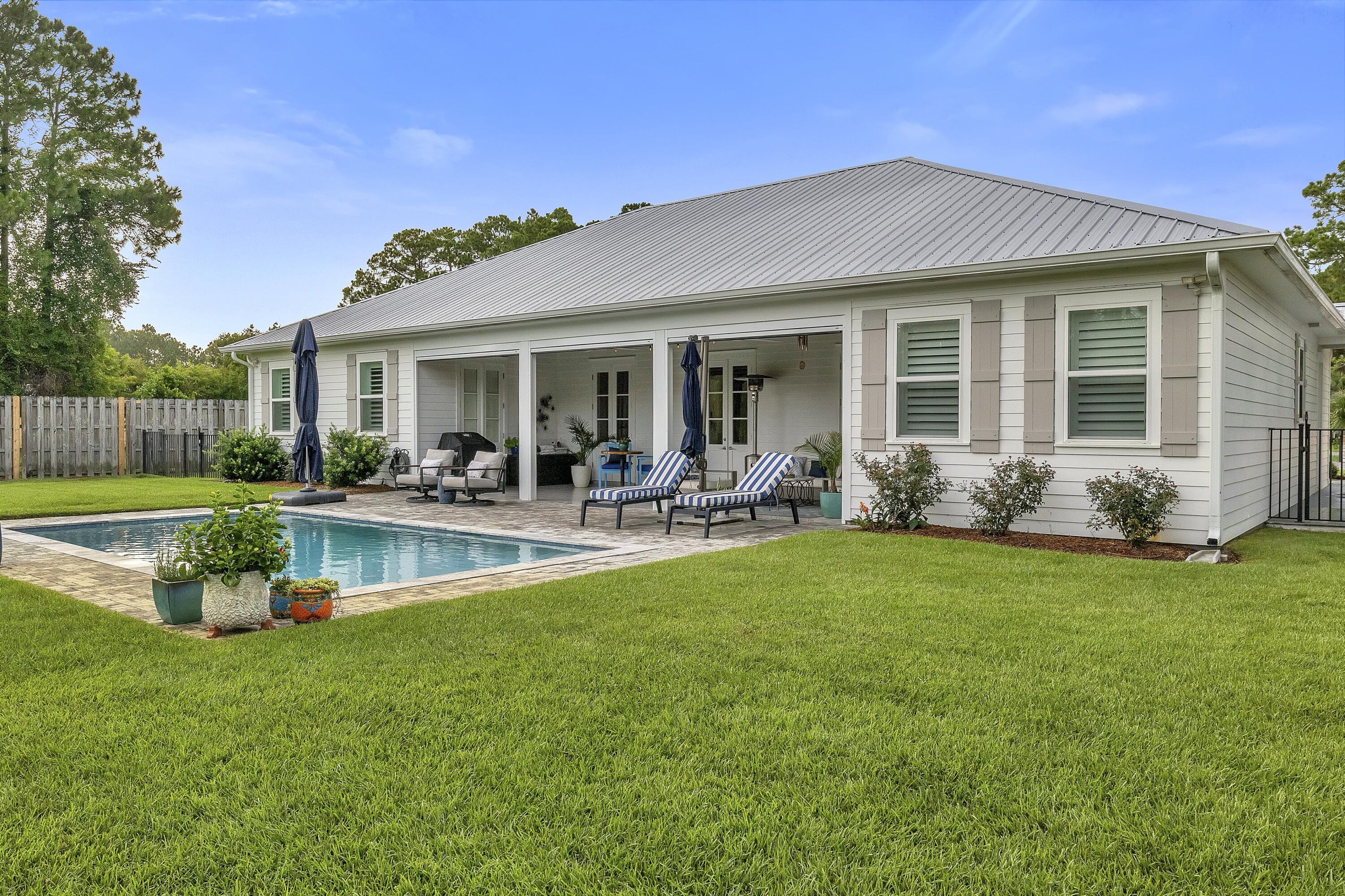 CANO ESTATES - Residential