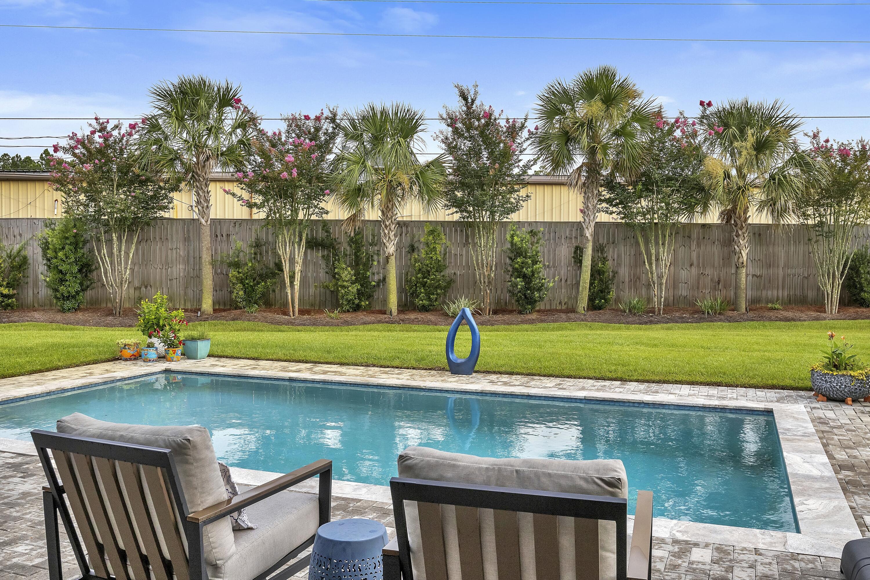 CANO ESTATES - Residential