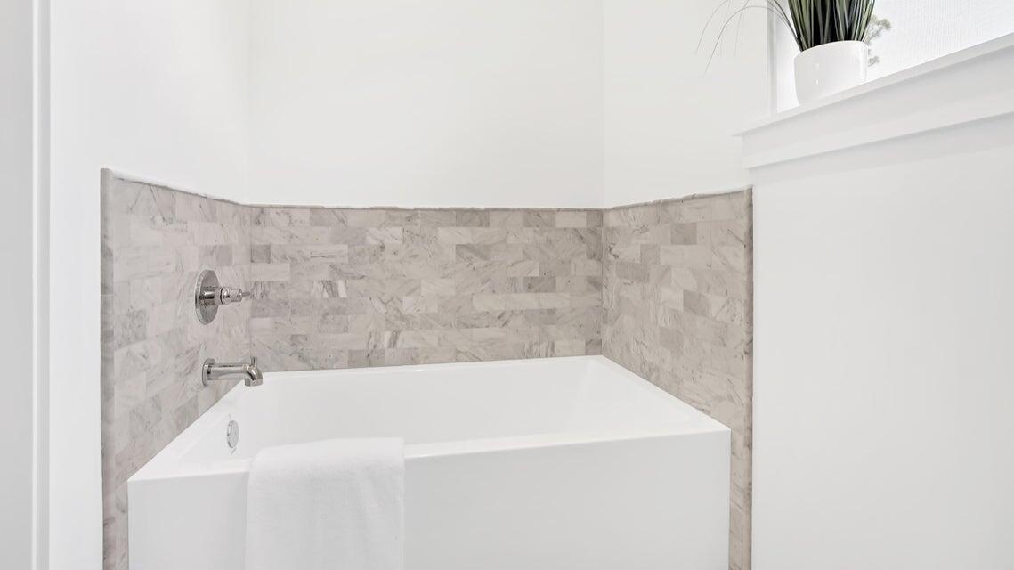 CANO ESTATES - Residential